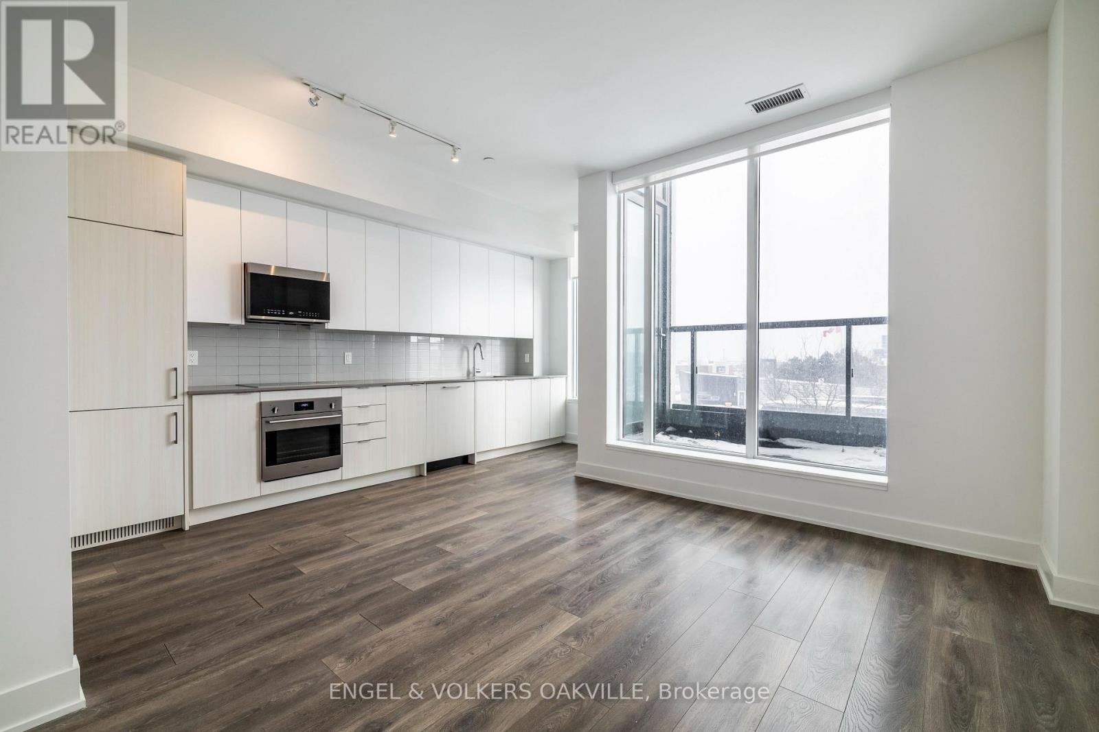 248 - 2481 Taunton Road, Oakville, Ontario  L6H 3R7 - Photo 6 - W12971484