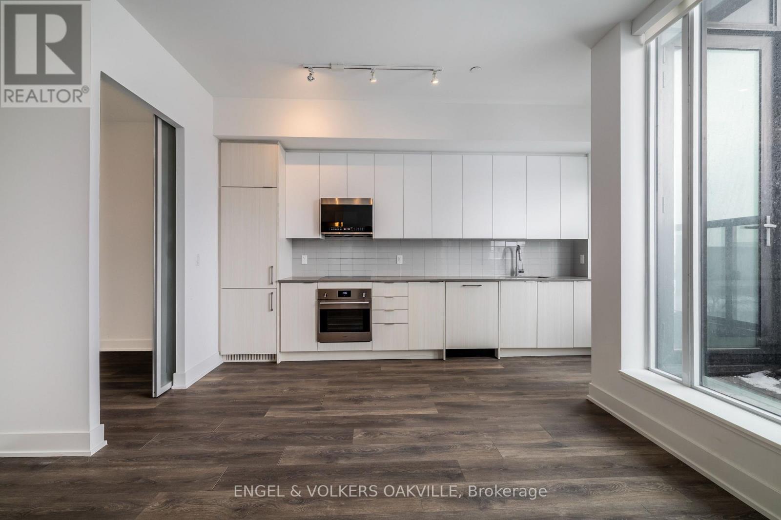 248 - 2481 Taunton Road, Oakville, Ontario  L6H 3R7 - Photo 7 - W12971484