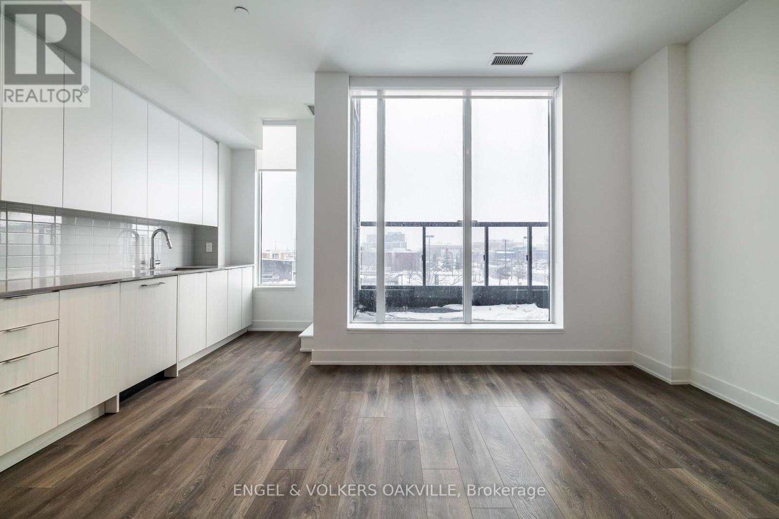 248 - 2481 Taunton Road, Oakville, Ontario  L6H 3R7 - Photo 9 - W12971484