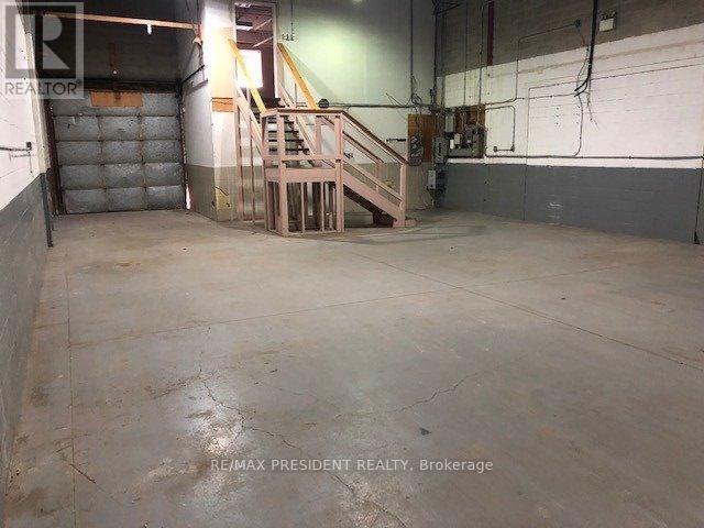 9 - 2131 Williams Parkway, Brampton, Ontario  L6S 5Z4 - Photo 2 - W12971494