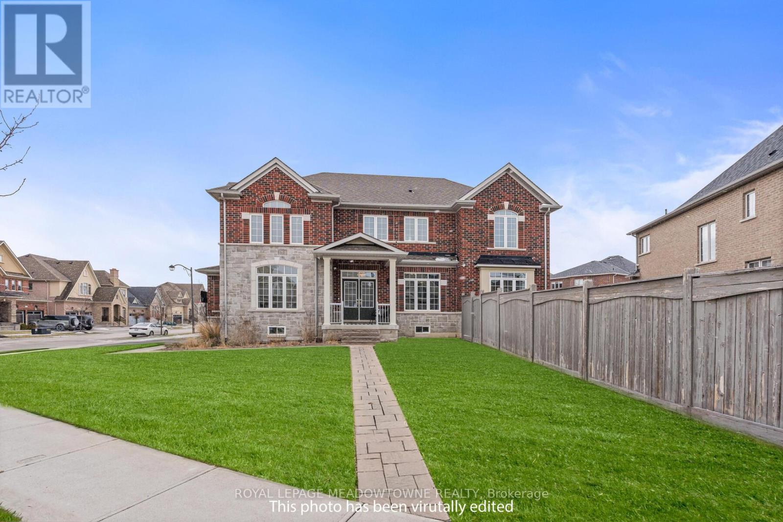 67 Hidden Lake Trail, Halton Hills, Ontario  L7G 0K6 - Photo 4 - W12971528