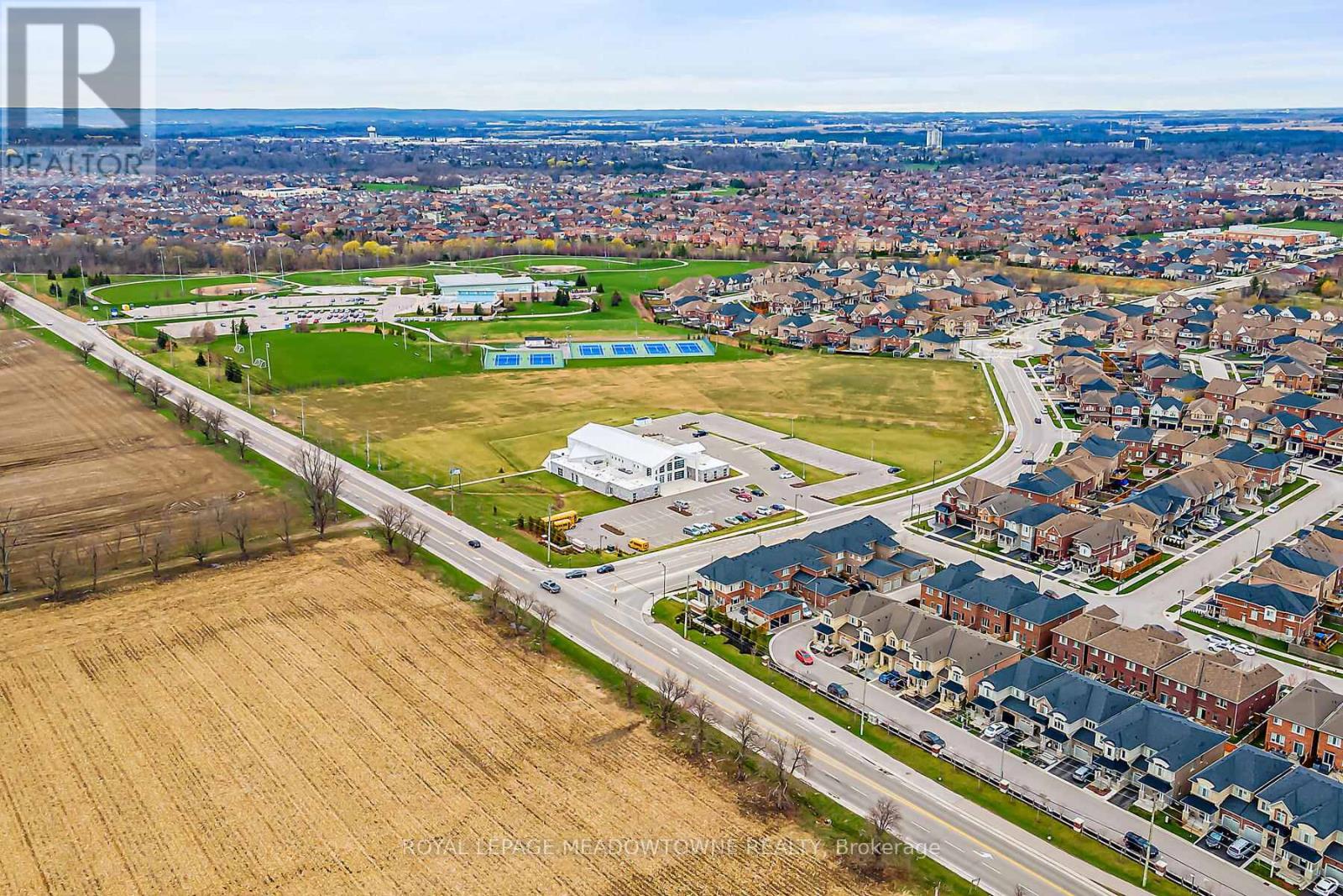 67 Hidden Lake Trail, Halton Hills, Ontario  L7G 0K6 - Photo 48 - W12971528