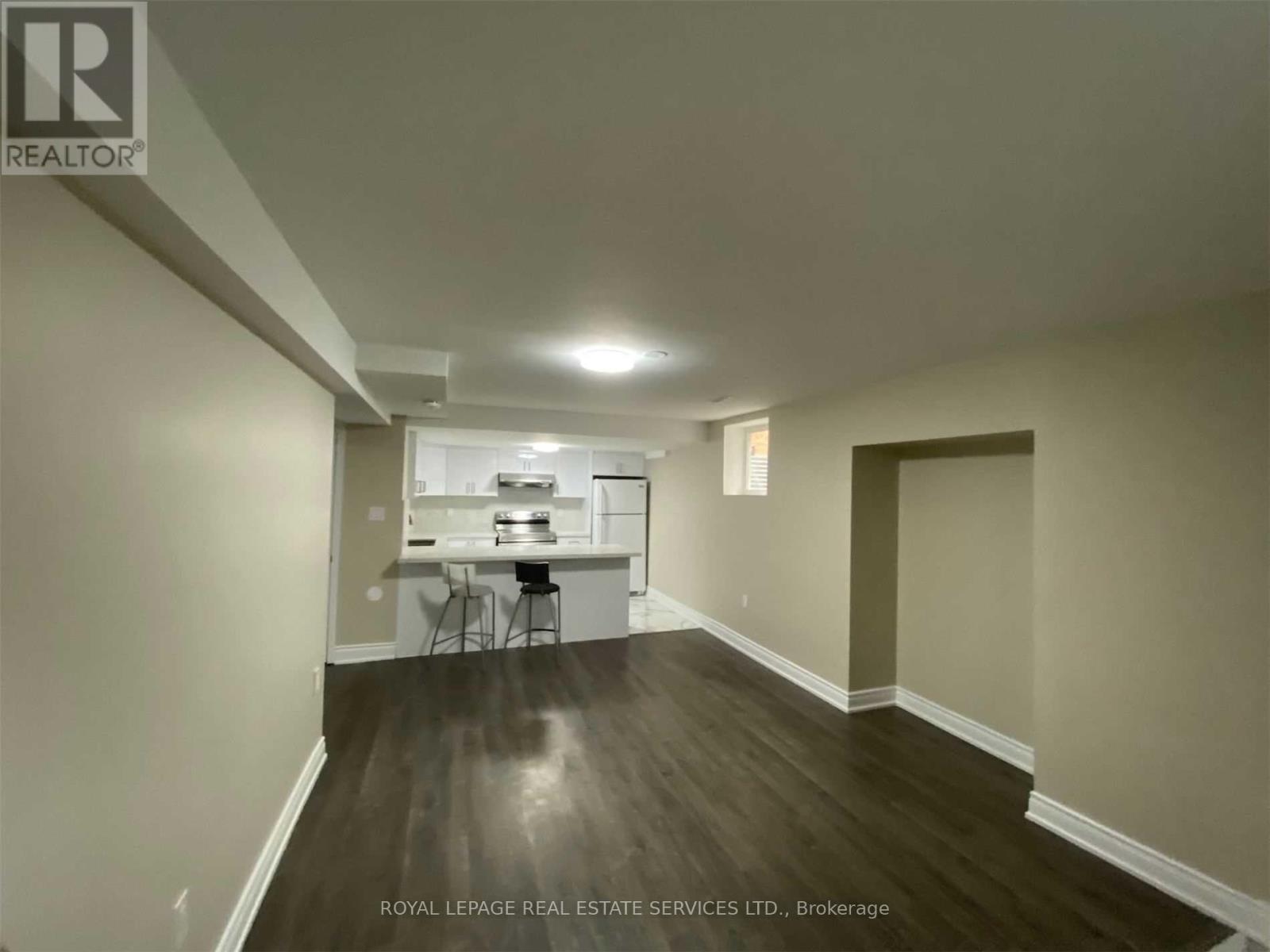 Lower - 4127 Loyalist Drive, Mississauga, Ontario  L5L 3X7 - Photo 3 - W12971570