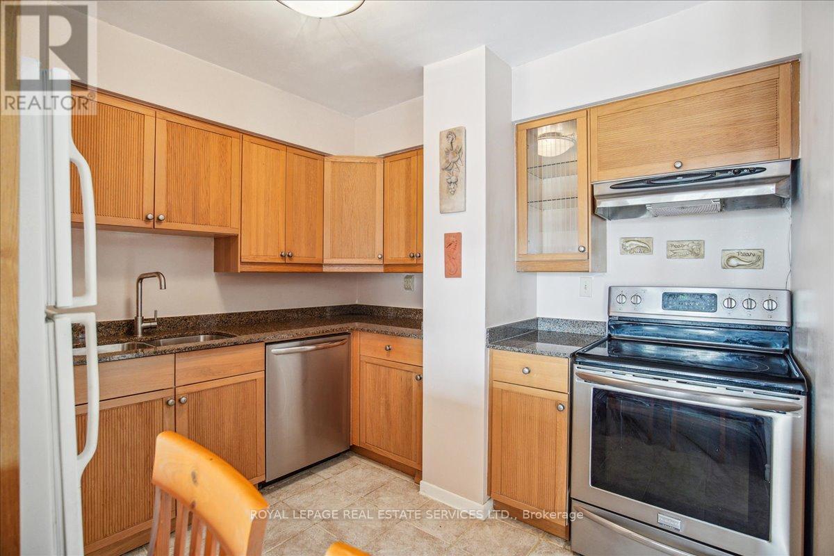 1609 - 1300 Islington Avenue, Toronto, Ontario  M9A 5C4 - Photo 12 - W12971578