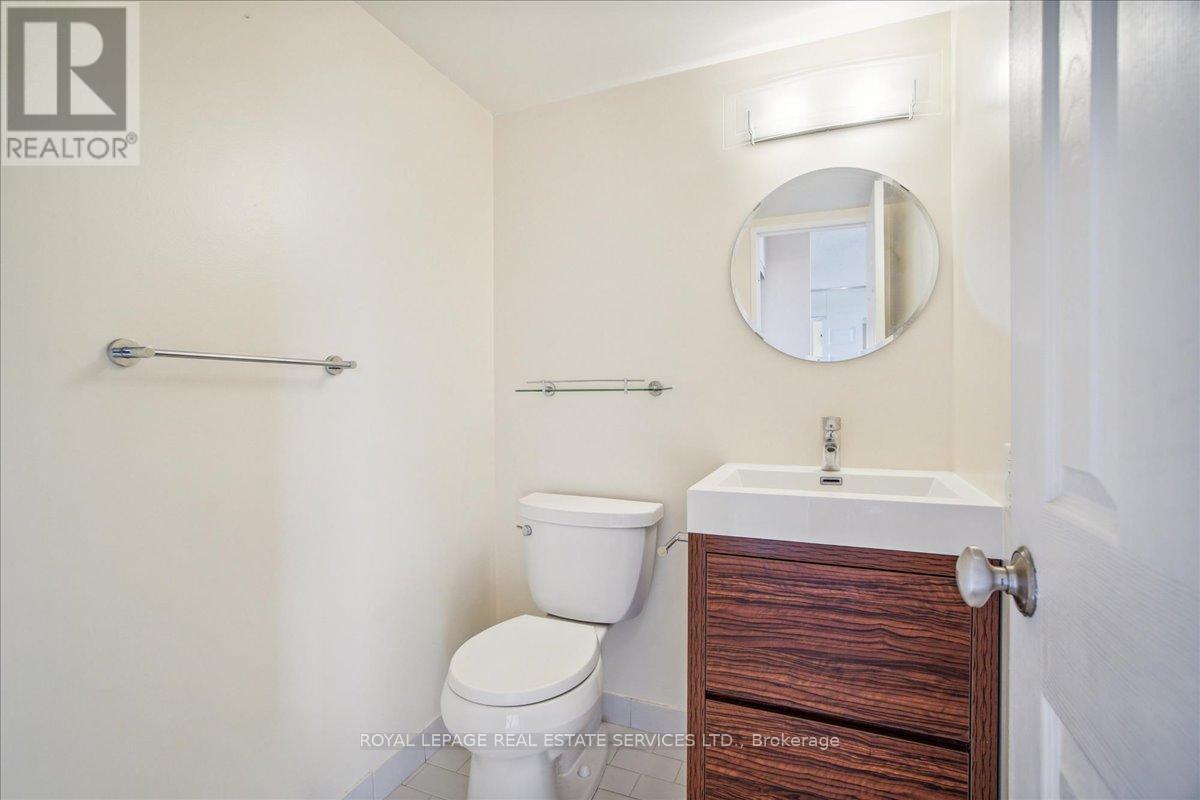 1609 - 1300 Islington Avenue, Toronto, Ontario  M9A 5C4 - Photo 17 - W12971578