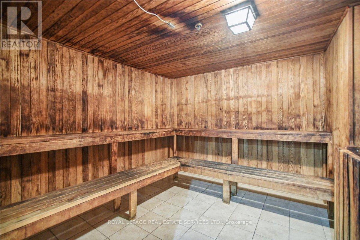 1609 - 1300 Islington Avenue, Toronto, Ontario  M9A 5C4 - Photo 31 - W12971578