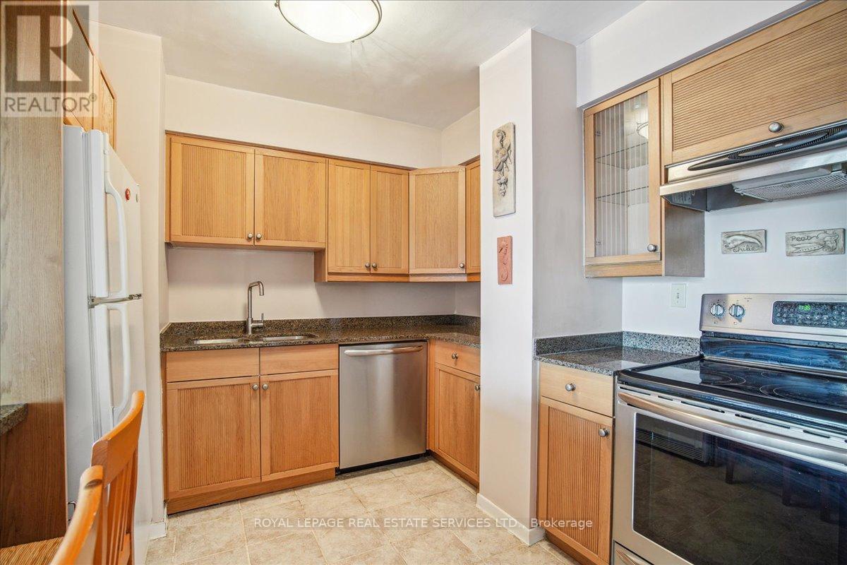 1609 - 1300 Islington Avenue, Toronto, Ontario  M9A 5C4 - Photo 8 - W12971578