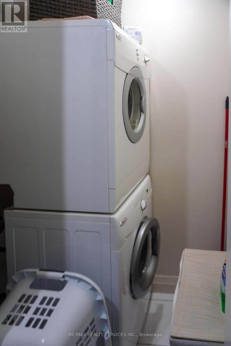 611 - 5 Valhalla Inn Road, Toronto, Ontario  M9B 1S9 - Photo 13 - W12971580