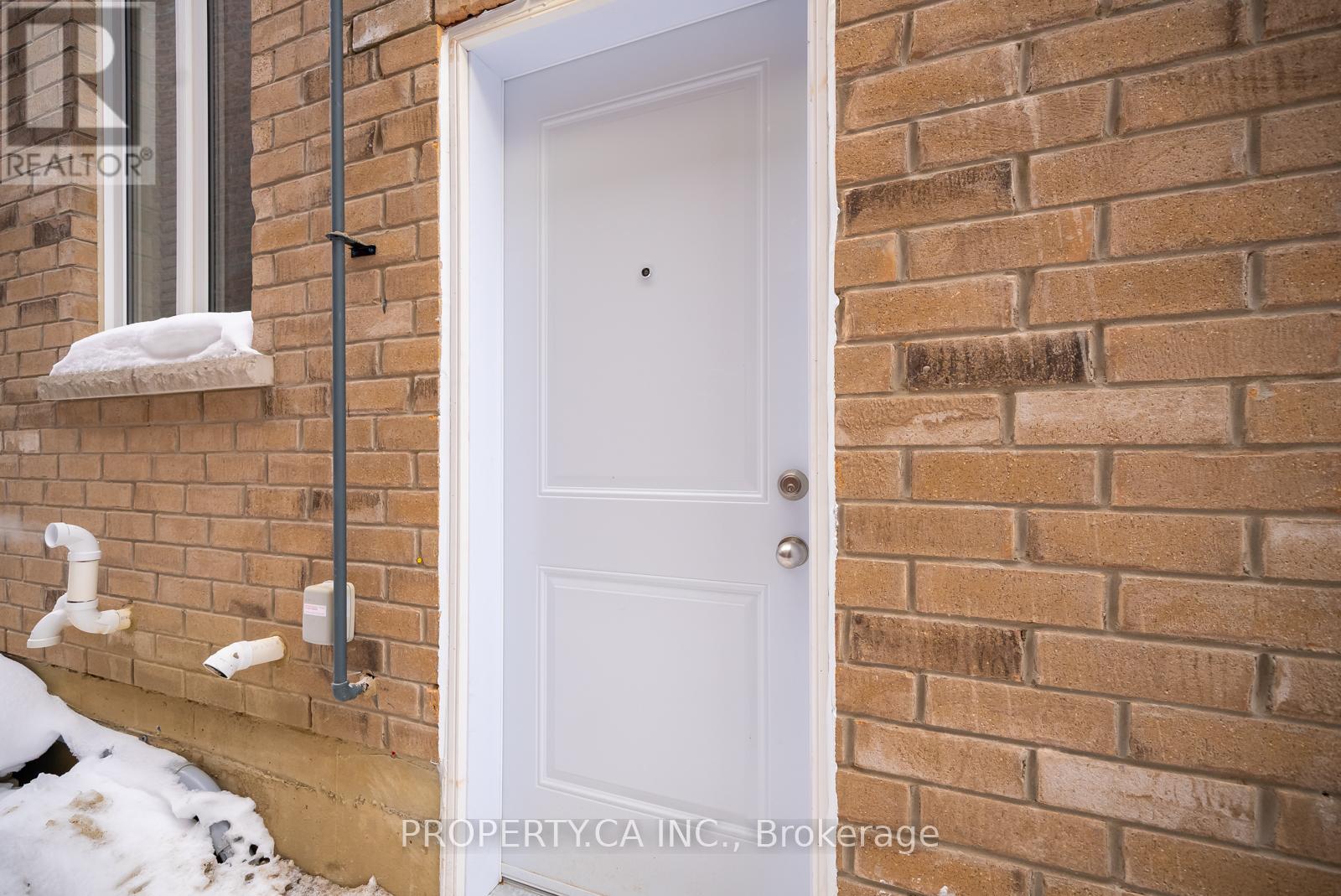 Bsmnt - 8 Cavesson Road, Brampton, Ontario  L7A 4E3 - Photo 2 - W12971612