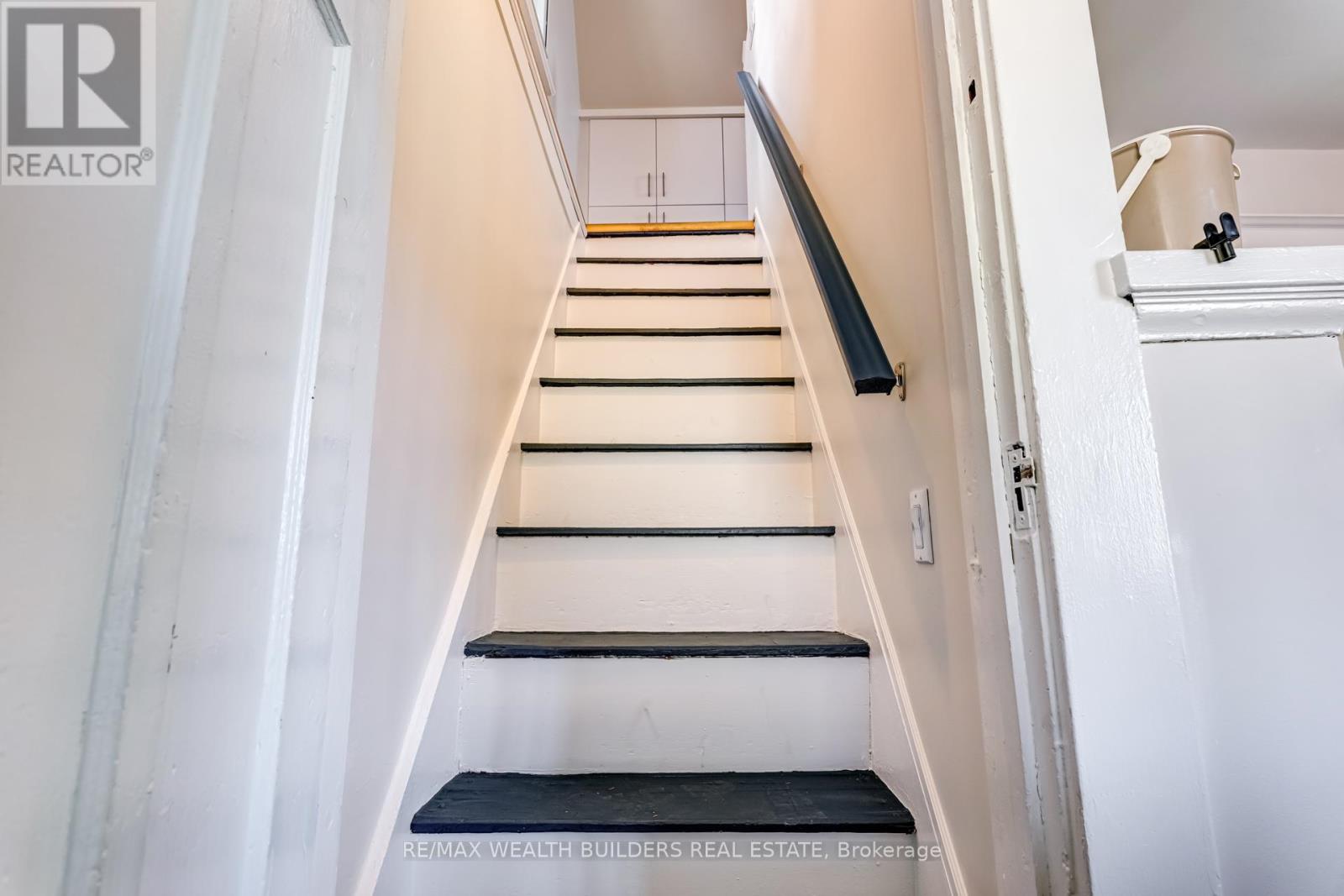 A - 163 Parkside Drive, Toronto, Ontario  M6R 2Y8 - Photo 16 - W12971626