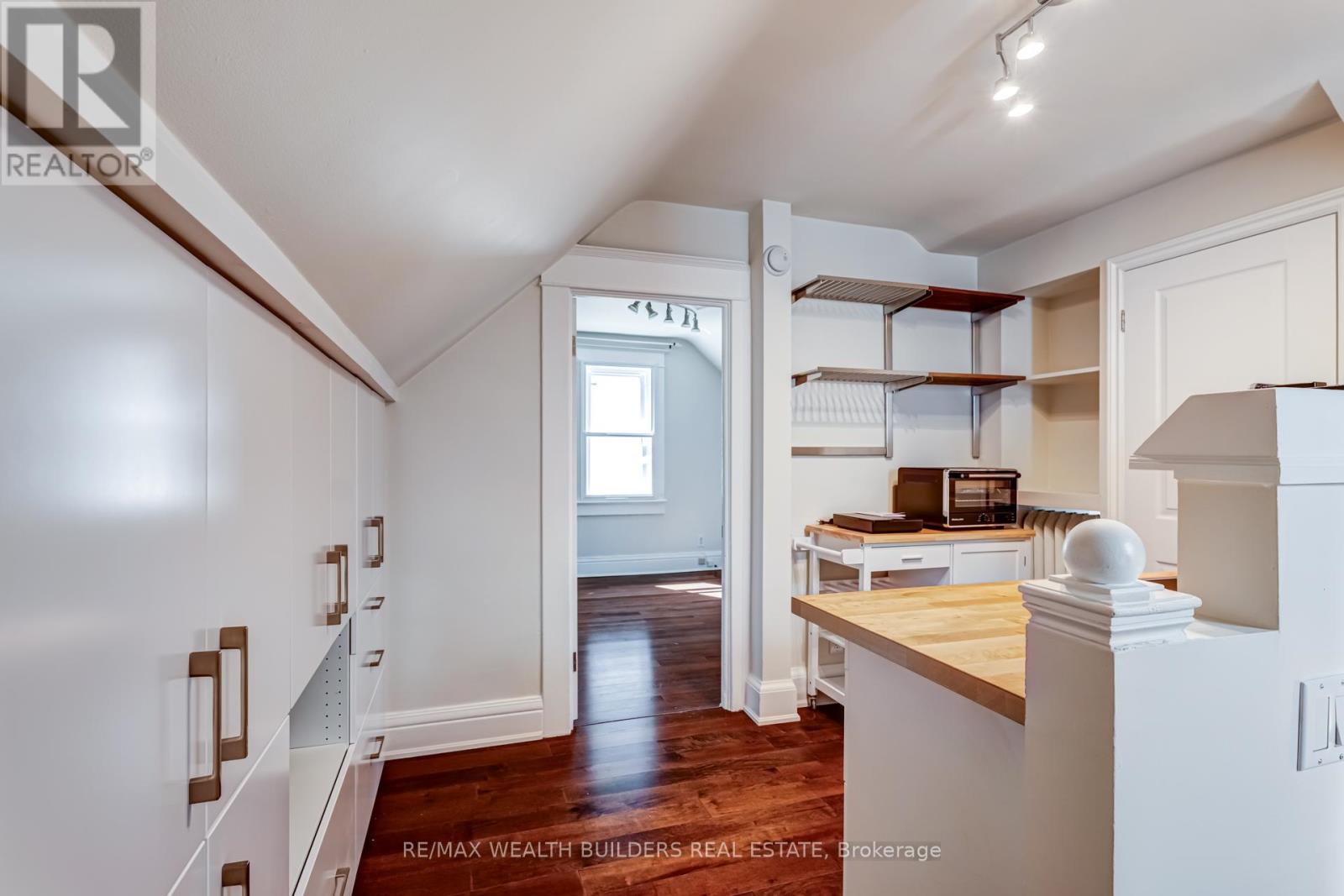 A - 163 Parkside Drive, Toronto, Ontario  M6R 2Y8 - Photo 18 - W12971626