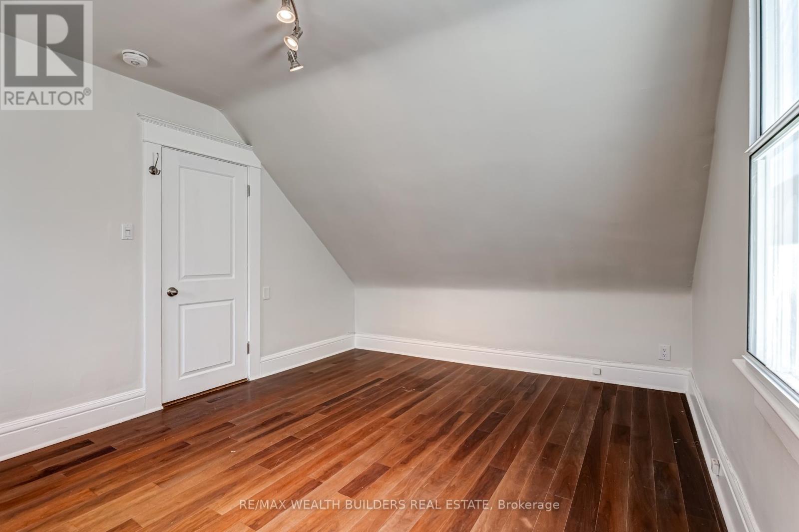 A - 163 Parkside Drive, Toronto, Ontario  M6R 2Y8 - Photo 27 - W12971626