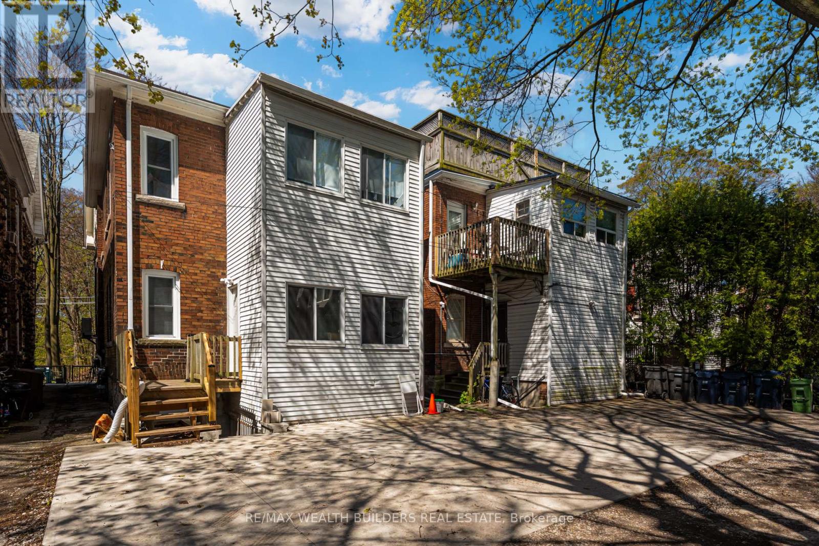 A - 163 Parkside Drive, Toronto, Ontario  M6R 2Y8 - Photo 31 - W12971626