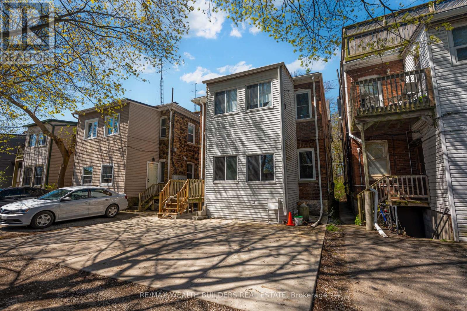 A - 163 Parkside Drive, Toronto, Ontario  M6R 2Y8 - Photo 32 - W12971626