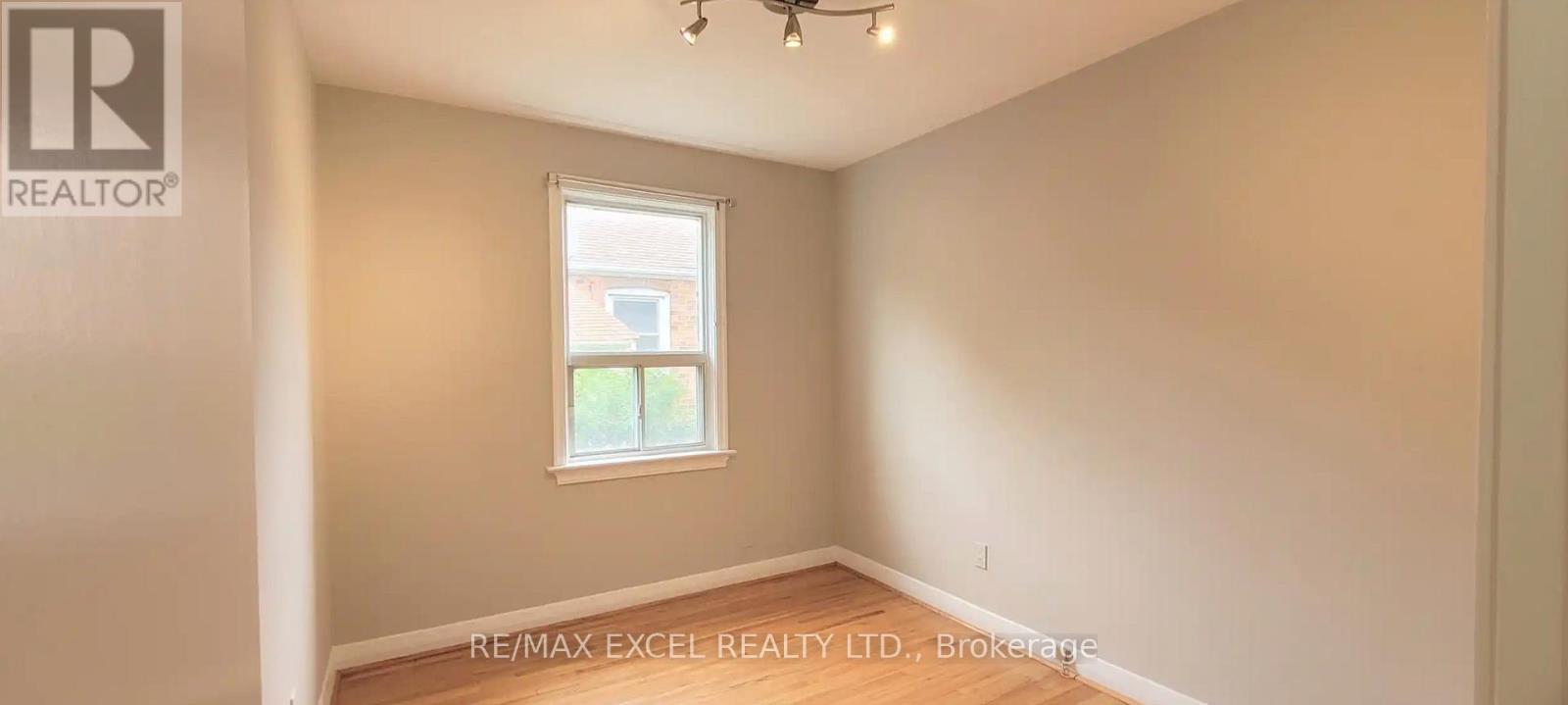 2 Rufford Road, Toronto, Ontario  M8W 4V4 - Photo 8 - W12971630