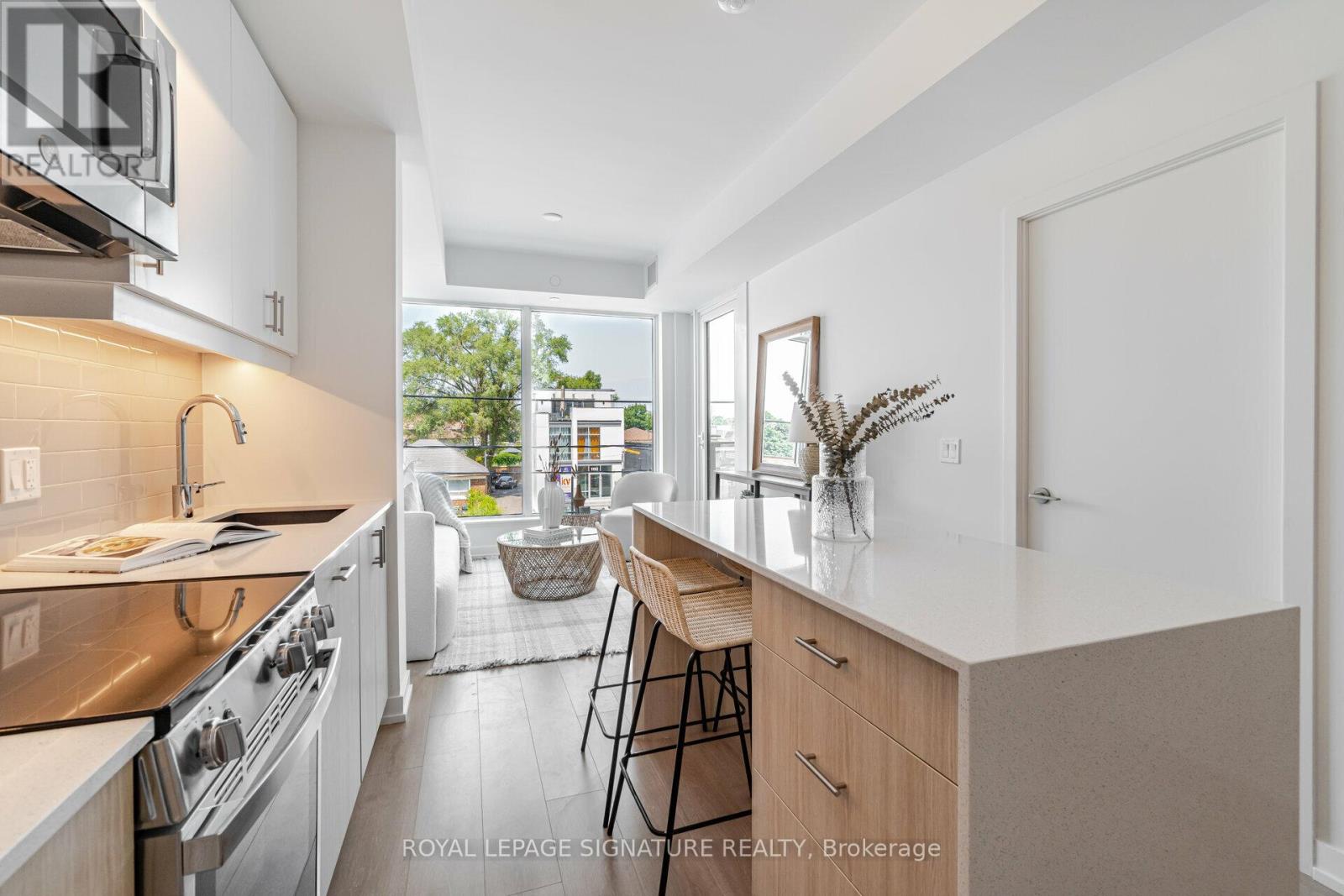 204 - 1195 The Queensway, Toronto, Ontario  M8Z 0H1 - Photo 9 - W12971644