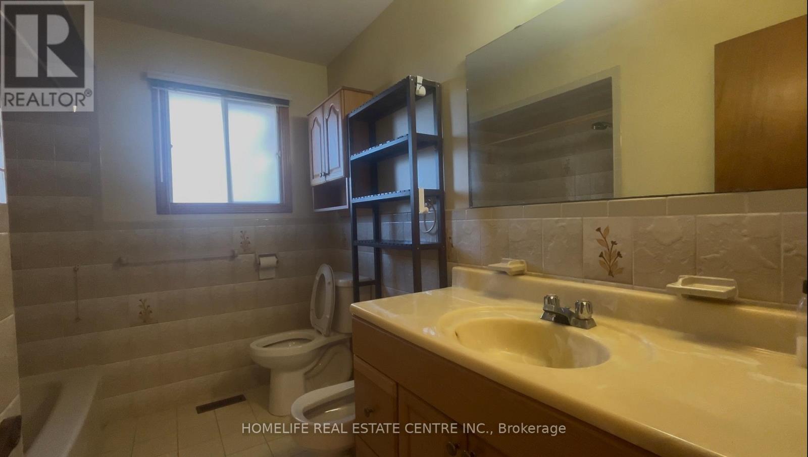 639 Royal York Road, Toronto, Ontario  M8Y 2S9 - Photo 6 - W12971650