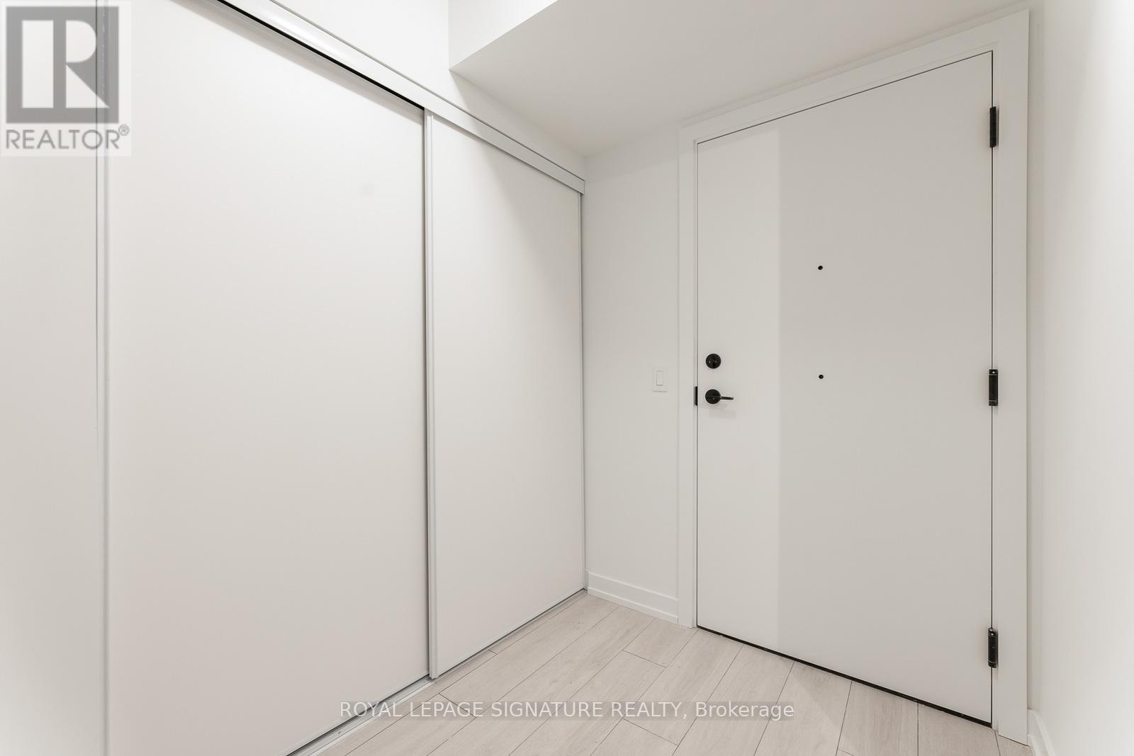 331 - 556 Marlee Avenue, Toronto, Ontario  M6B 3J3 - Photo 2 - W12971656