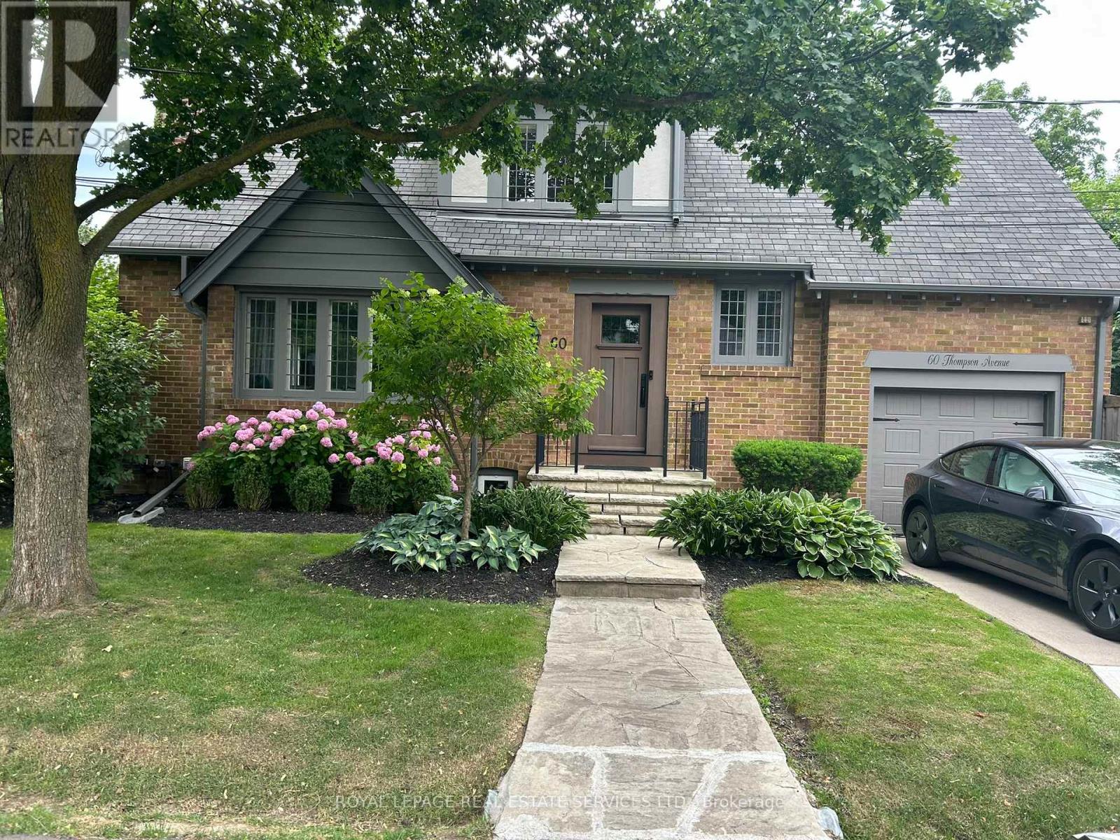 60 Thompson Avenue, Toronto, Ontario  M8Z 3T4 - Photo 2 - W12971668