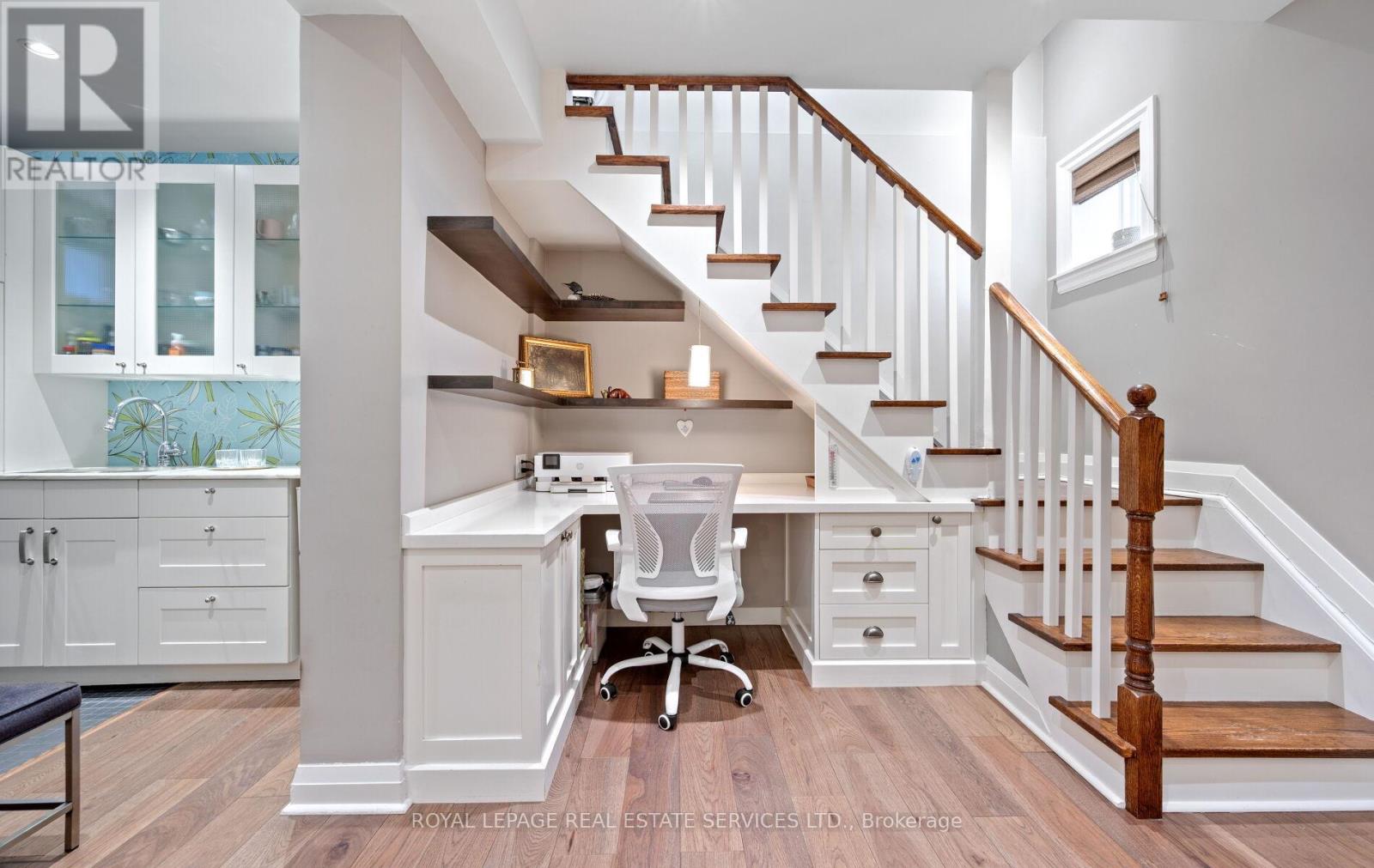 60 Thompson Avenue, Toronto, Ontario  M8Z 3T4 - Photo 25 - W12971668