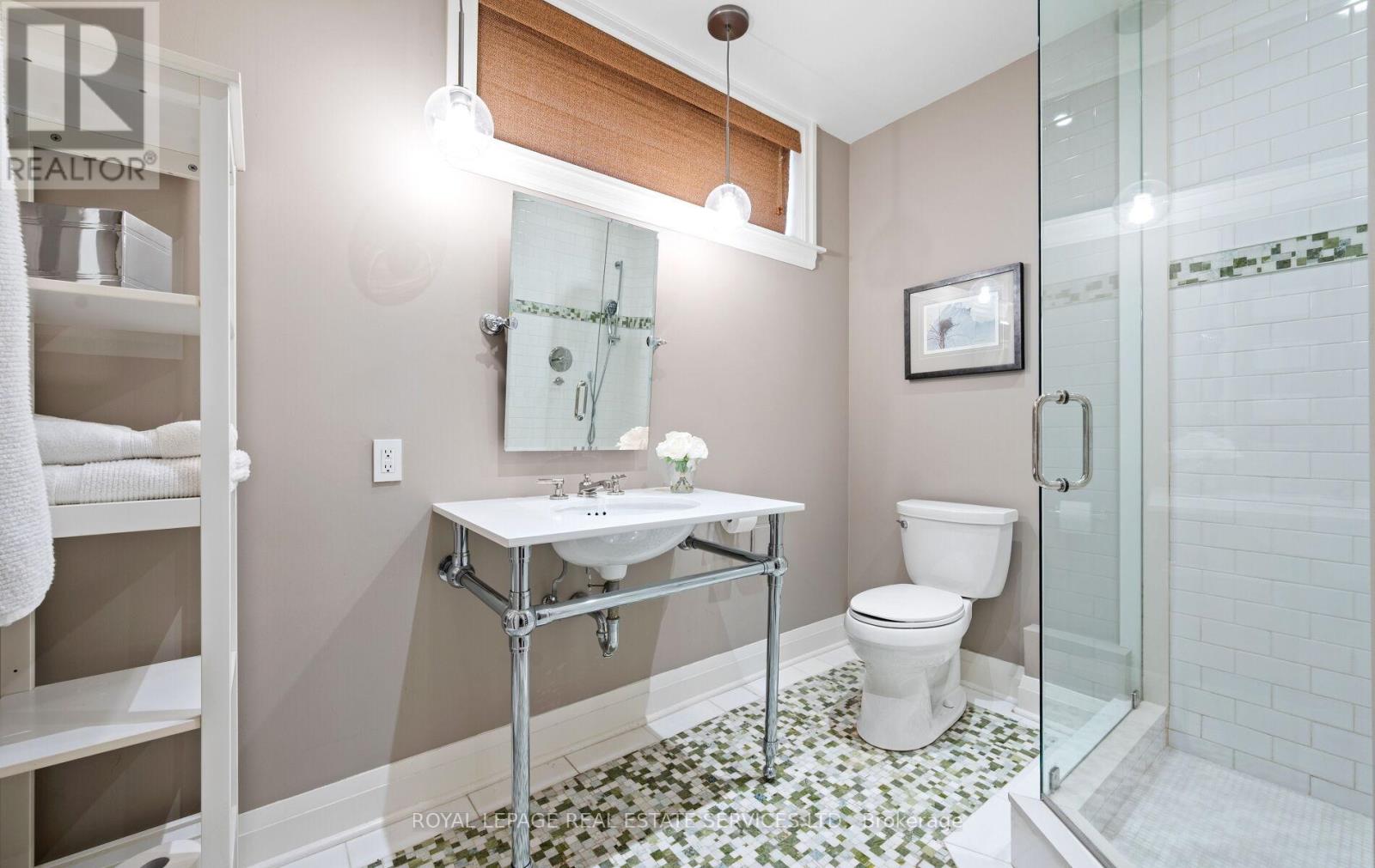 60 Thompson Avenue, Toronto, Ontario  M8Z 3T4 - Photo 29 - W12971668