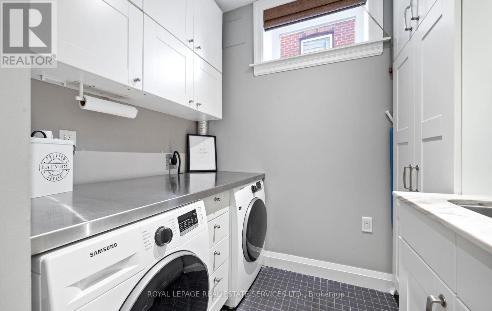 60 Thompson Avenue, Toronto, Ontario  M8Z 3T4 - Photo 31 - W12971668