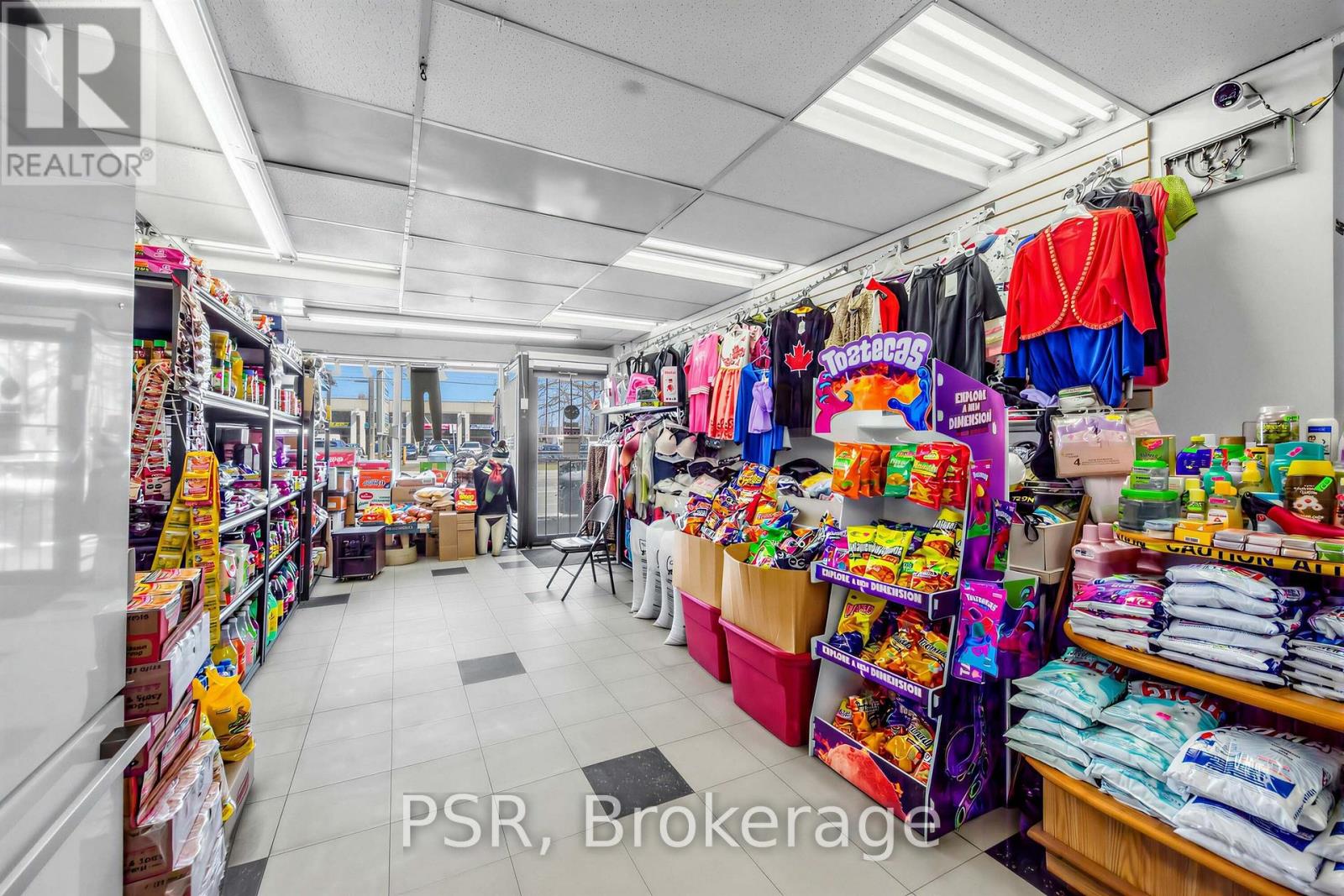 1742 Jane Street, Toronto, Ontario  M9N 2S9 - Photo 17 - W12971672