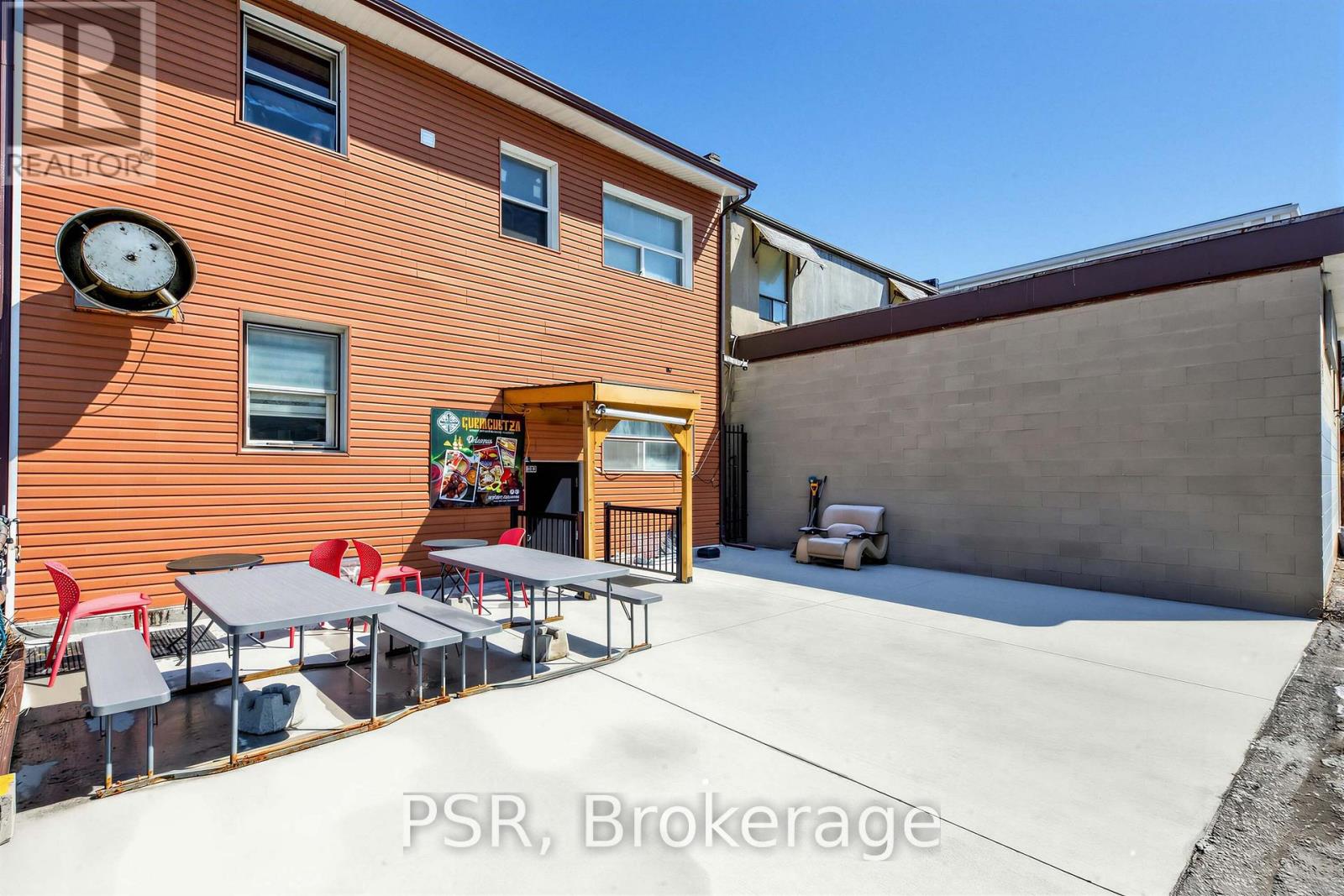 1742 Jane Street, Toronto, Ontario  M9N 2S9 - Photo 20 - W12971672