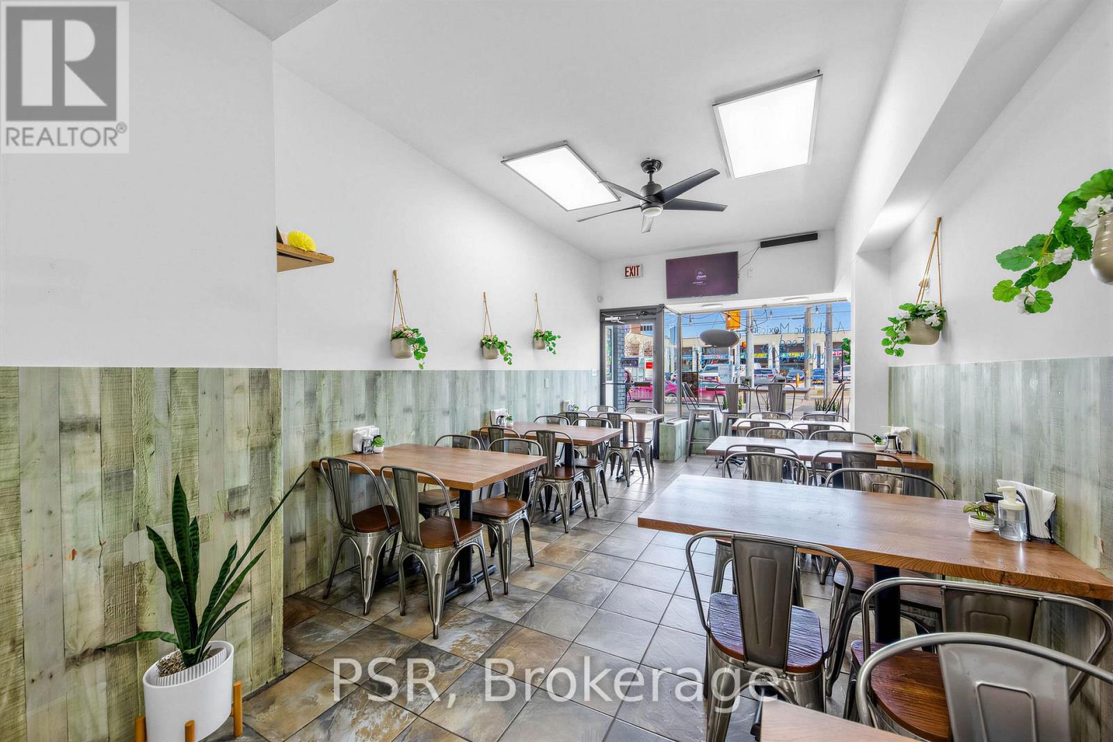 1742 Jane Street, Toronto, Ontario  M9N 2S9 - Photo 8 - W12971672