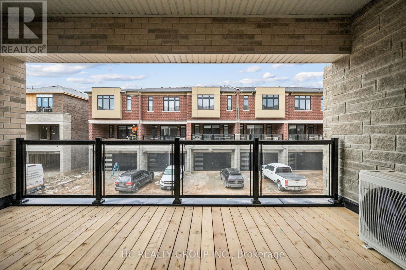 3316 Taha Gardens, Oakville, Ontario  L6M 5S1 - Photo 15 - W12971706