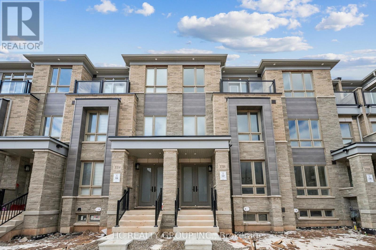 3316 Taha Gardens, Oakville, Ontario  L6M 5S1 - Photo 3 - W12971706