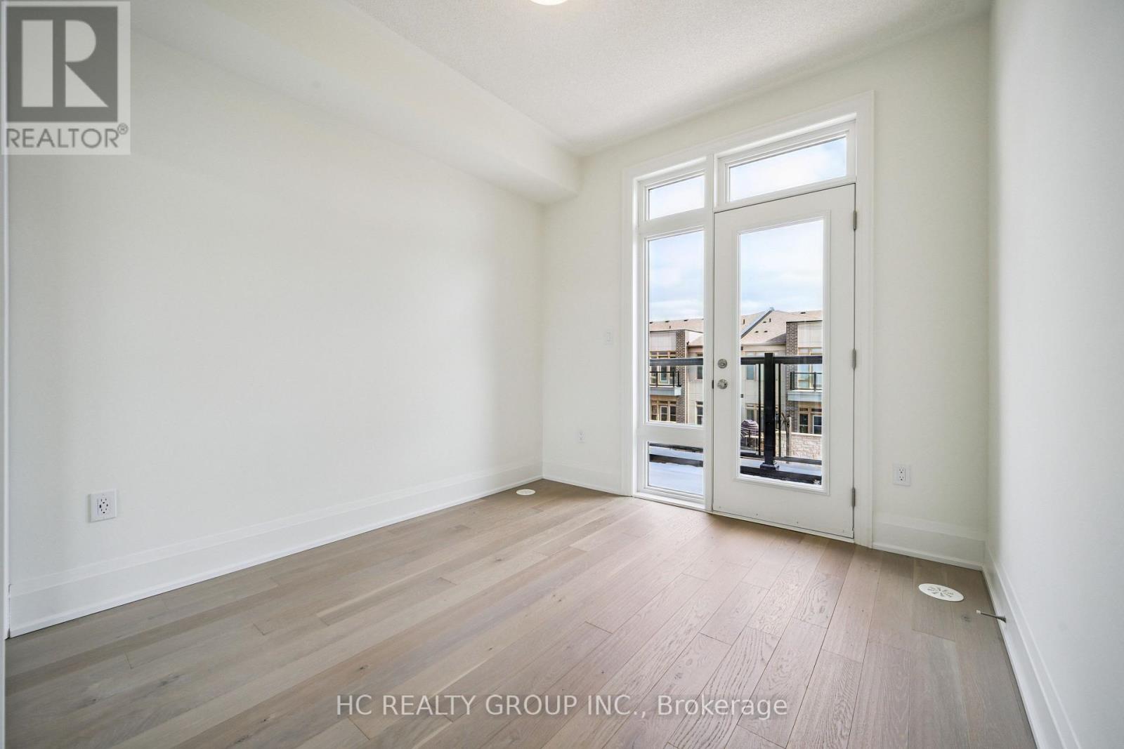 3316 Taha Gardens, Oakville, Ontario  L6M 5S1 - Photo 40 - W12971706