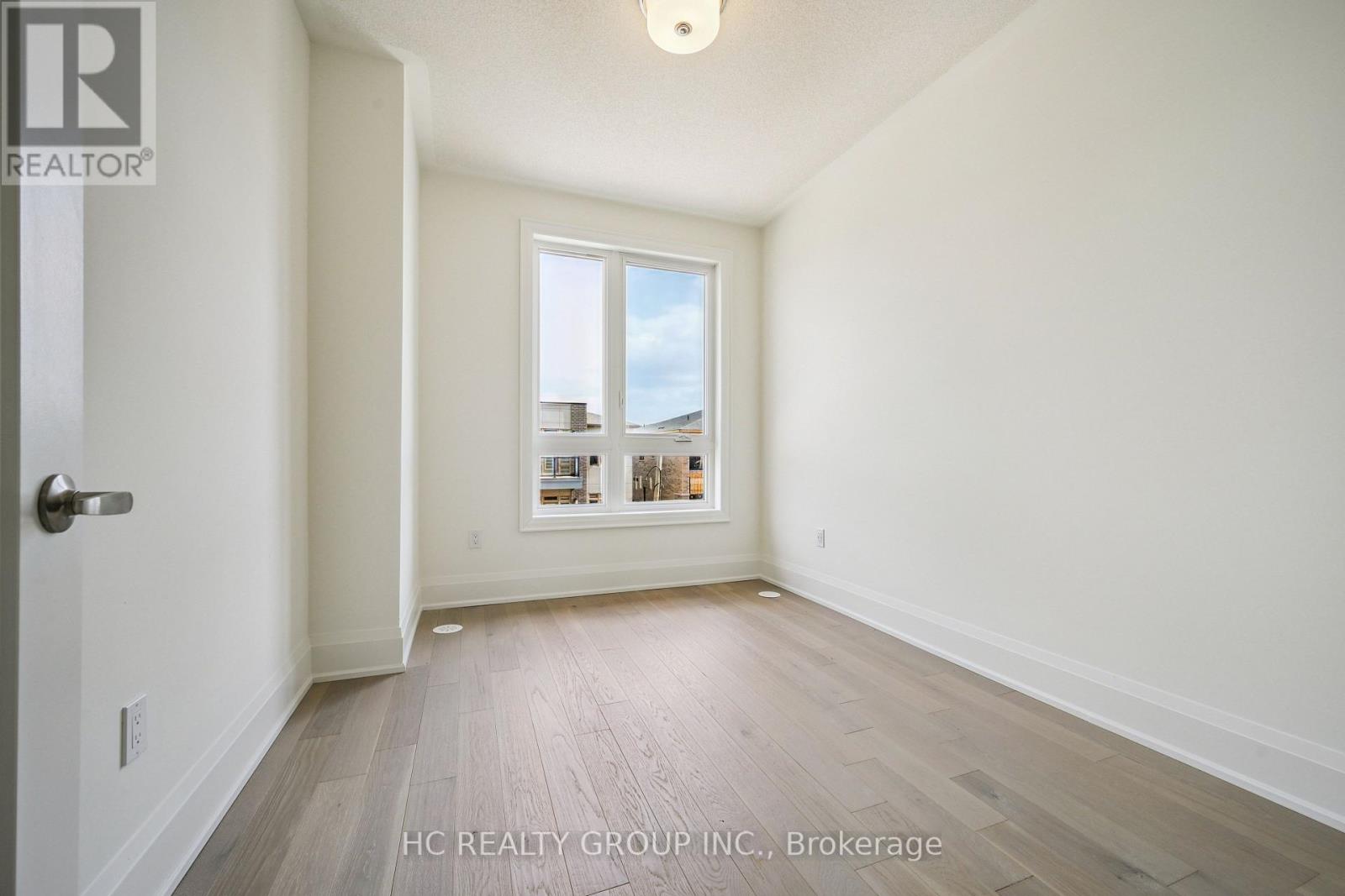 3316 Taha Gardens, Oakville, Ontario  L6M 5S1 - Photo 41 - W12971706