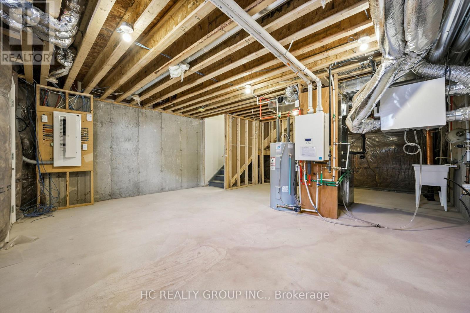 3316 Taha Gardens, Oakville, Ontario  L6M 5S1 - Photo 42 - W12971706