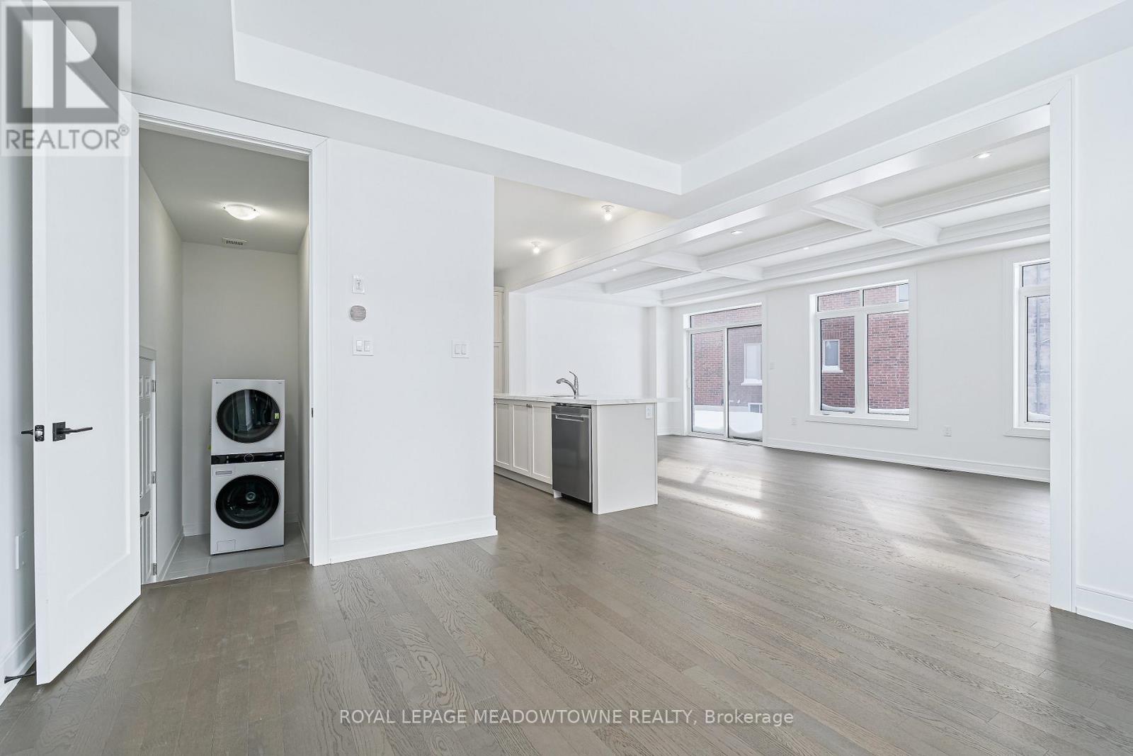 43 Henshaw Drive, Erin, Ontario  N0B 1T0 - Photo 11 - X12971460