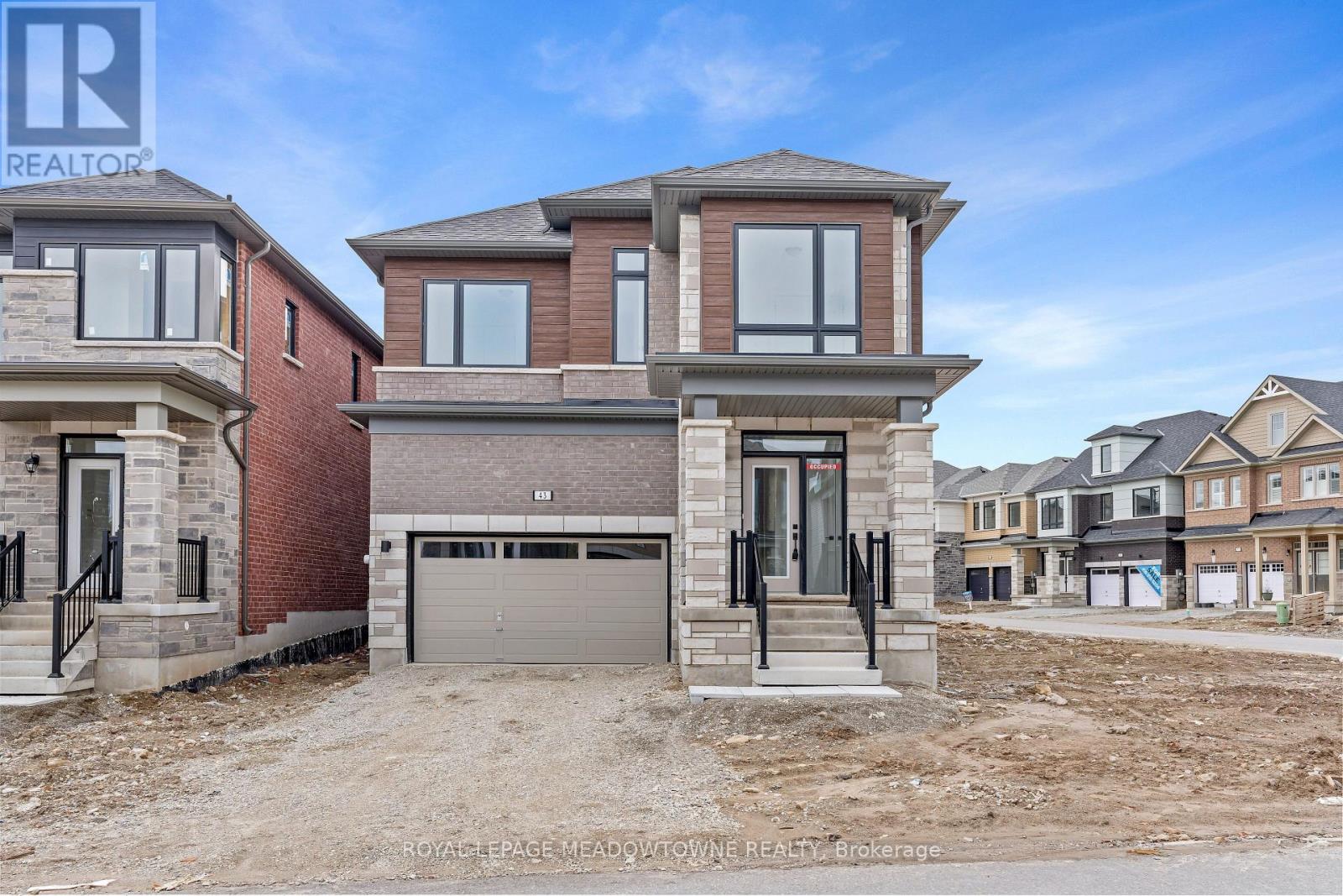 43 Henshaw Drive, Erin, Ontario  N0B 1T0 - Photo 2 - X12971460