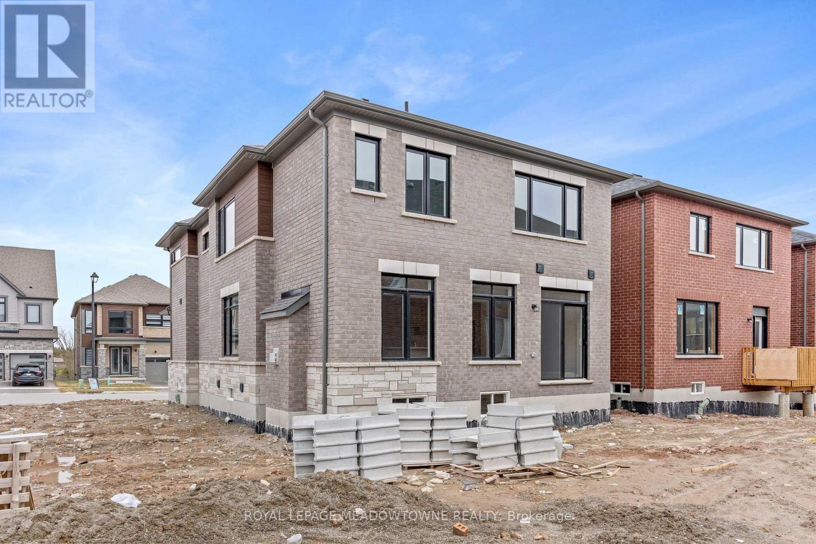 43 Henshaw Drive, Erin, Ontario  N0B 1T0 - Photo 47 - X12971460