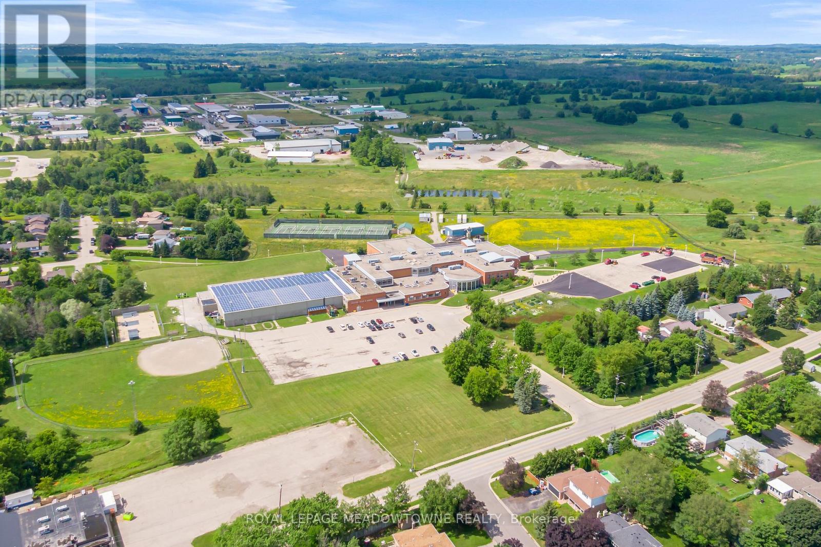 43 Henshaw Drive, Erin, Ontario  N0B 1T0 - Photo 49 - X12971460