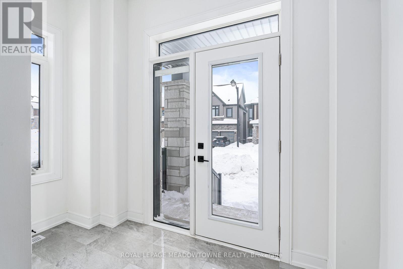 43 Henshaw Drive, Erin, Ontario  N0B 1T0 - Photo 5 - X12971460