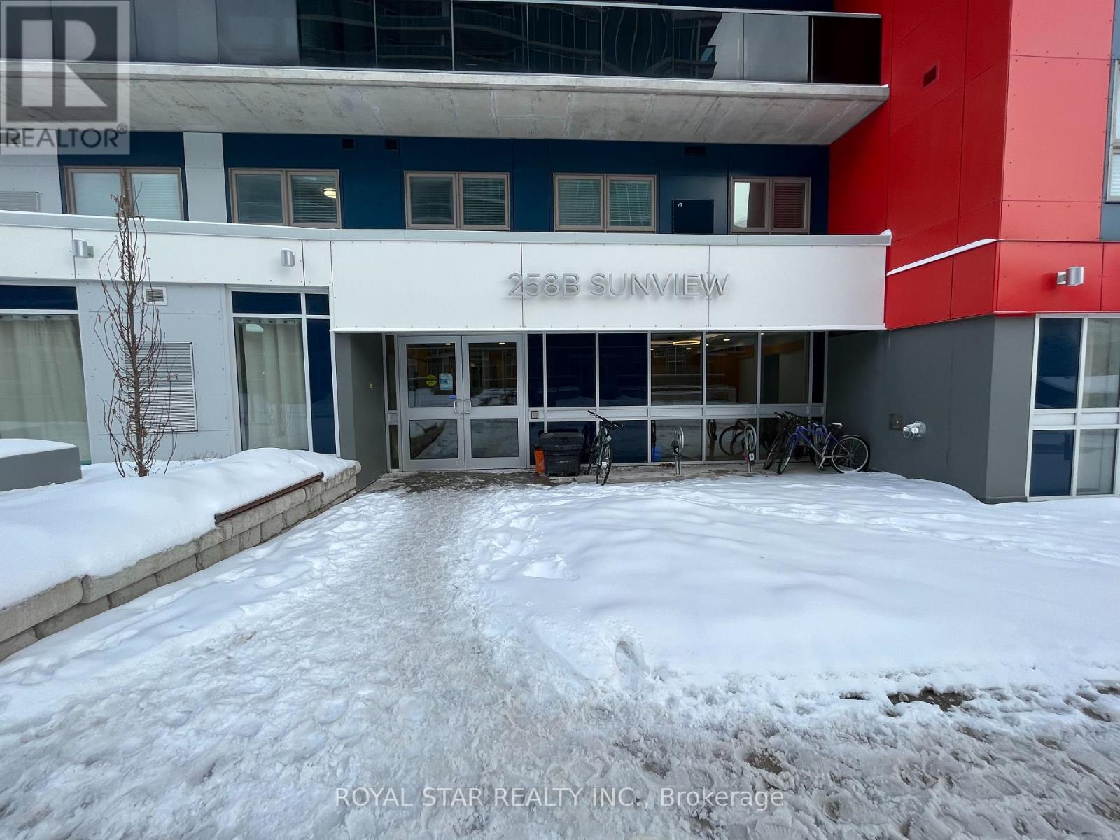 2112 - 258b Sunview Street, Waterloo, Ontario  N2L 3V9 - Photo 2 - X12971572