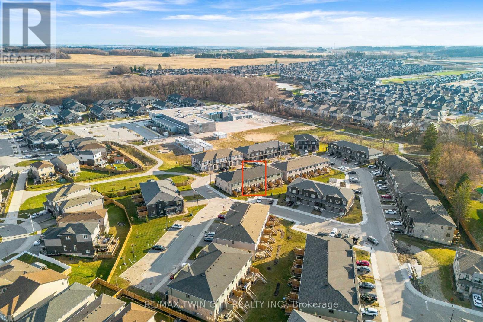 91 Pony Way, Kitchener, Ontario  N0B 2E0 - Photo 36 - X12971582