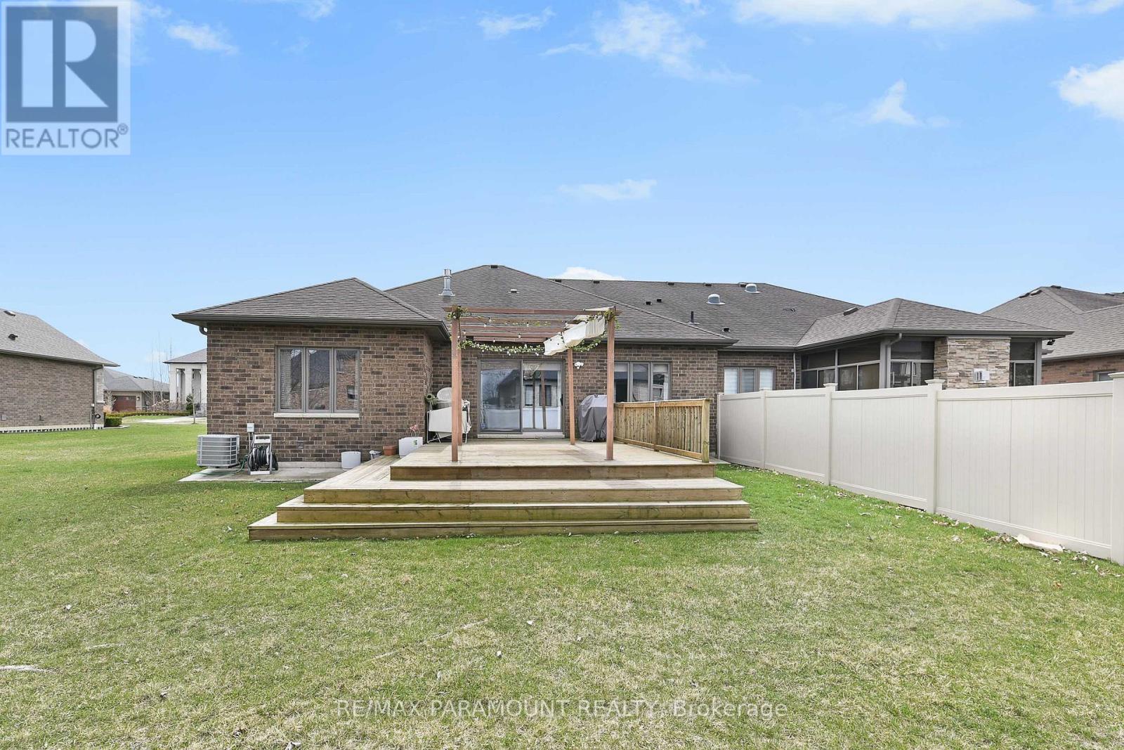 4061 St Francis Crescent, Lasalle, Ontario  N9H 0A9 - Photo 33 - X12971620