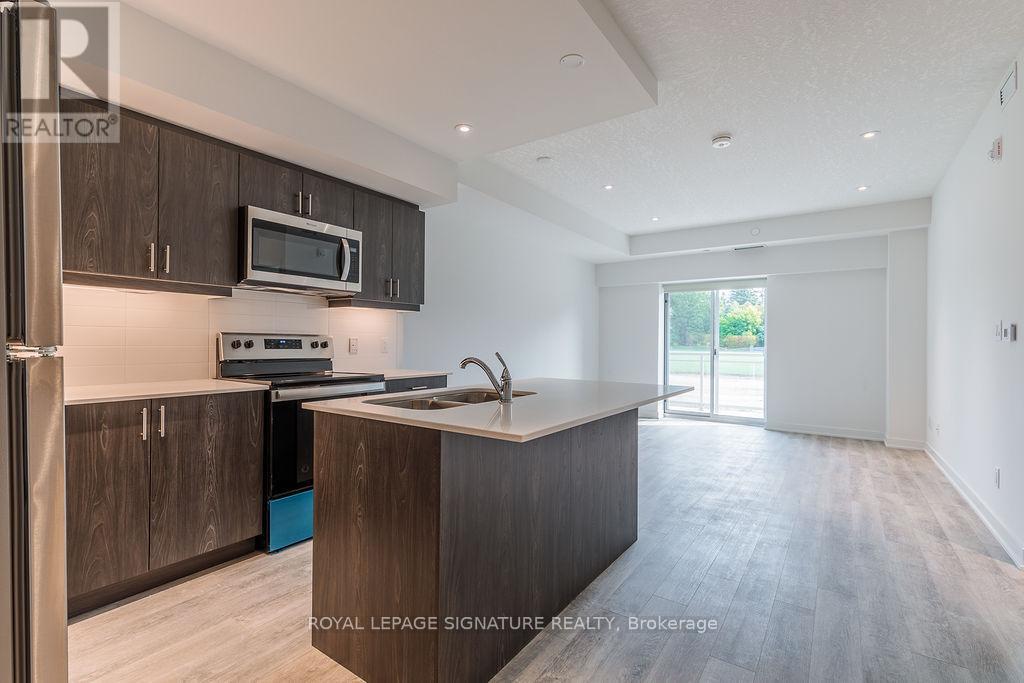 207 - 16 Markle Crescent, Hamilton, Ontario  L9G 0H4 - Photo 4 - X12971694