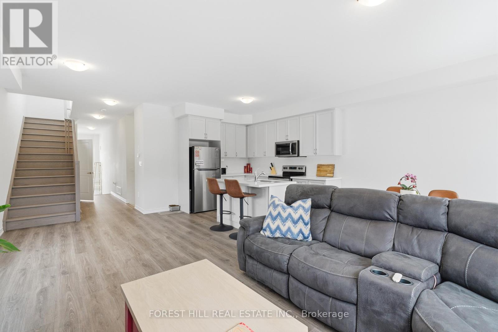 57 Hickey Lane, Kawartha Lakes, Ontario  K9V 5V5 - Photo 15 - X12971708