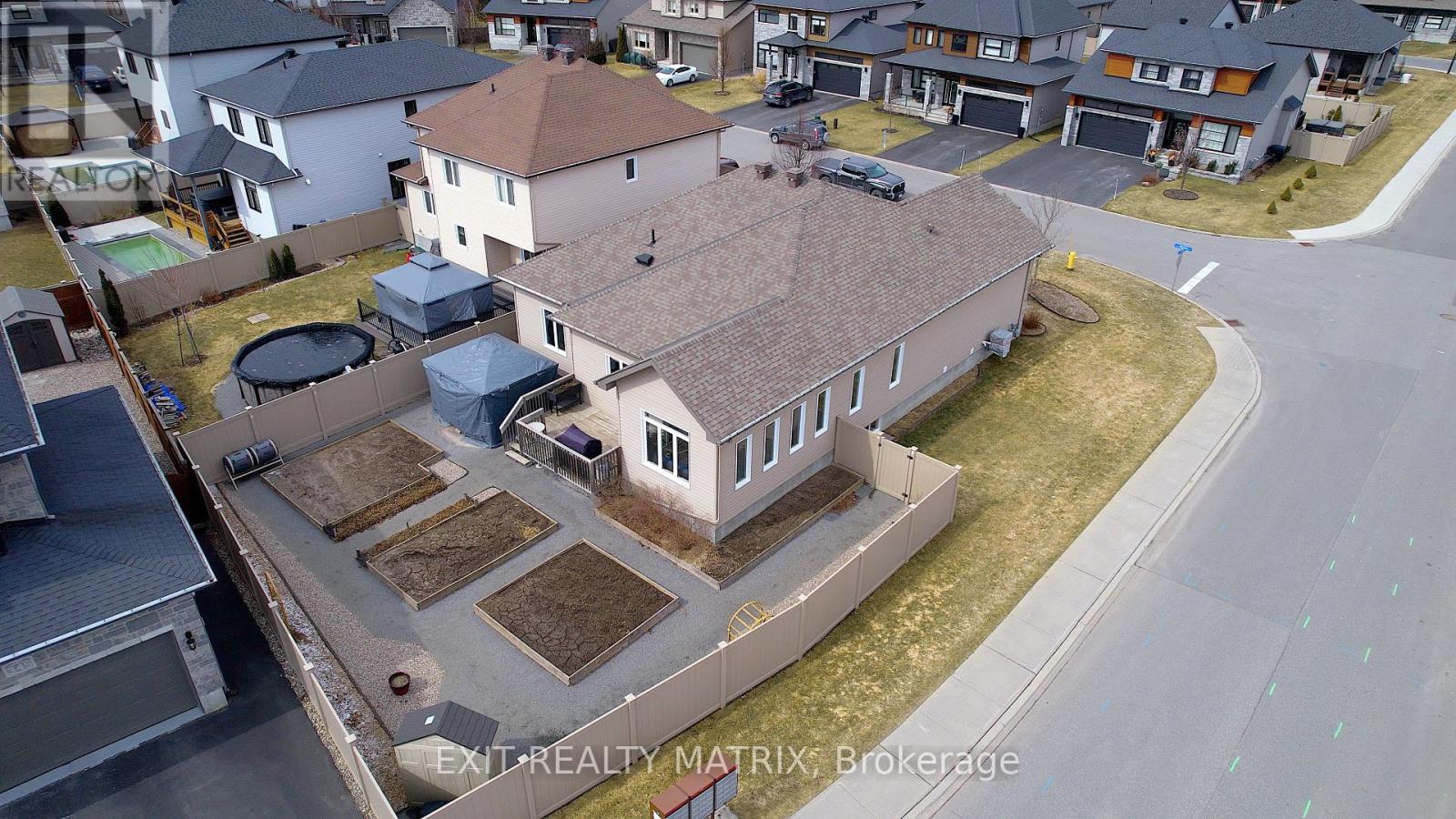 484 Bruges Street, Russell, Ontario  K0A 1W0 - Photo 41 - X12783952