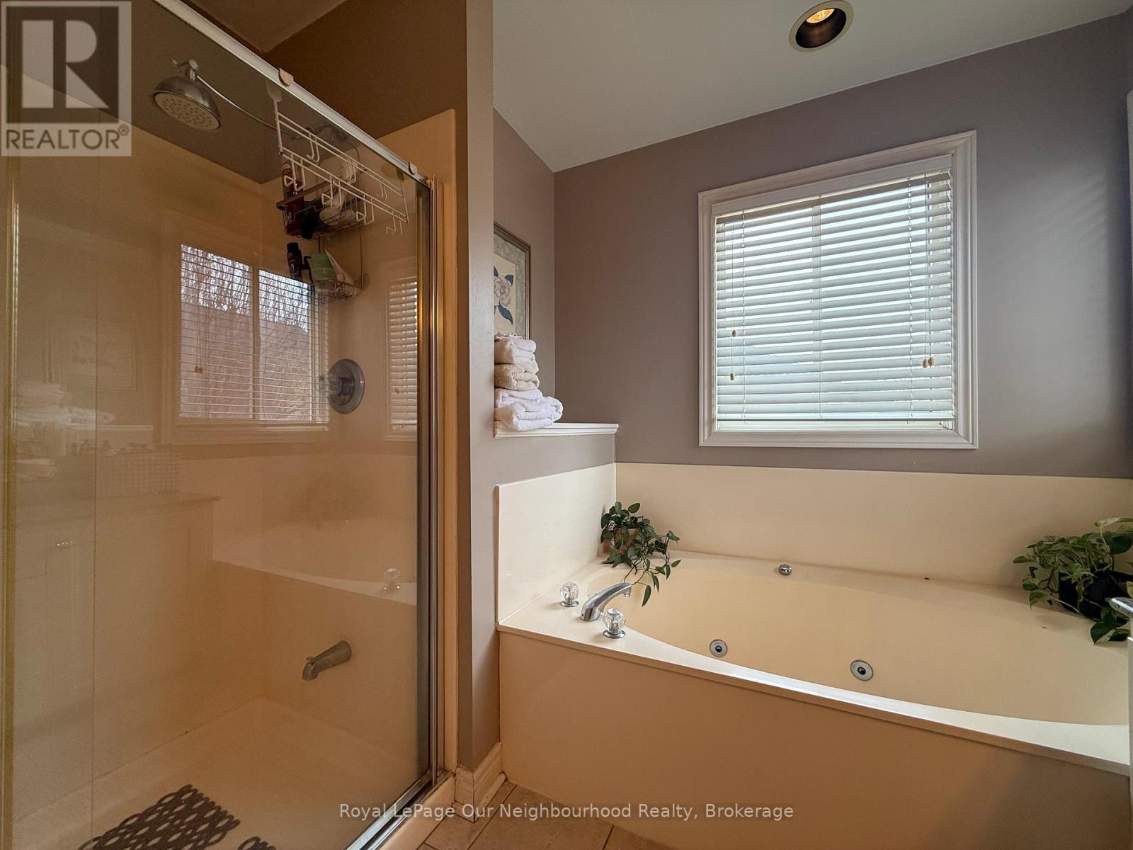 7071 Baskerville Run, Mississauga, Ontario  L5W 1A3 - Photo 23 - W12971928