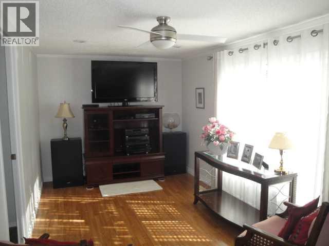 3304 29th Street S, Lethbridge, Alberta  T1K 7J9 - Photo 11 - A2265695