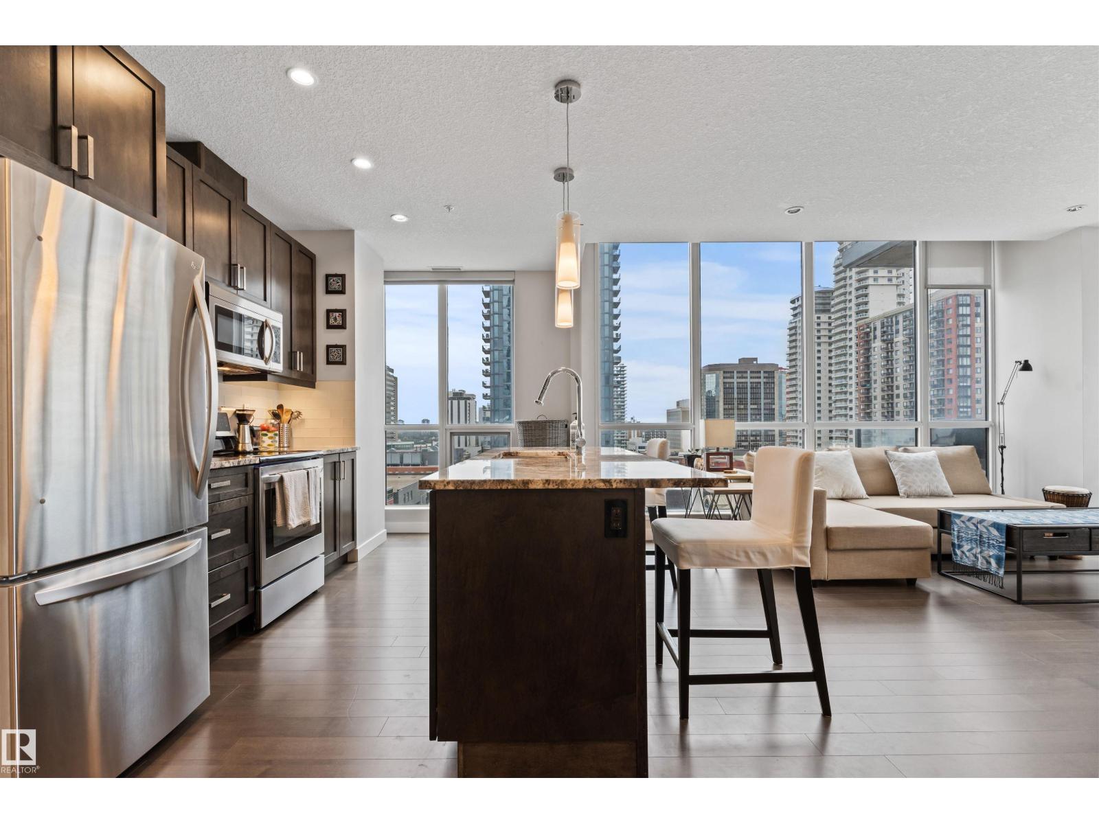 #1107 10238 103 St Nw, Edmonton, Alberta  T5J 0G6 - Photo 2 - E4470015