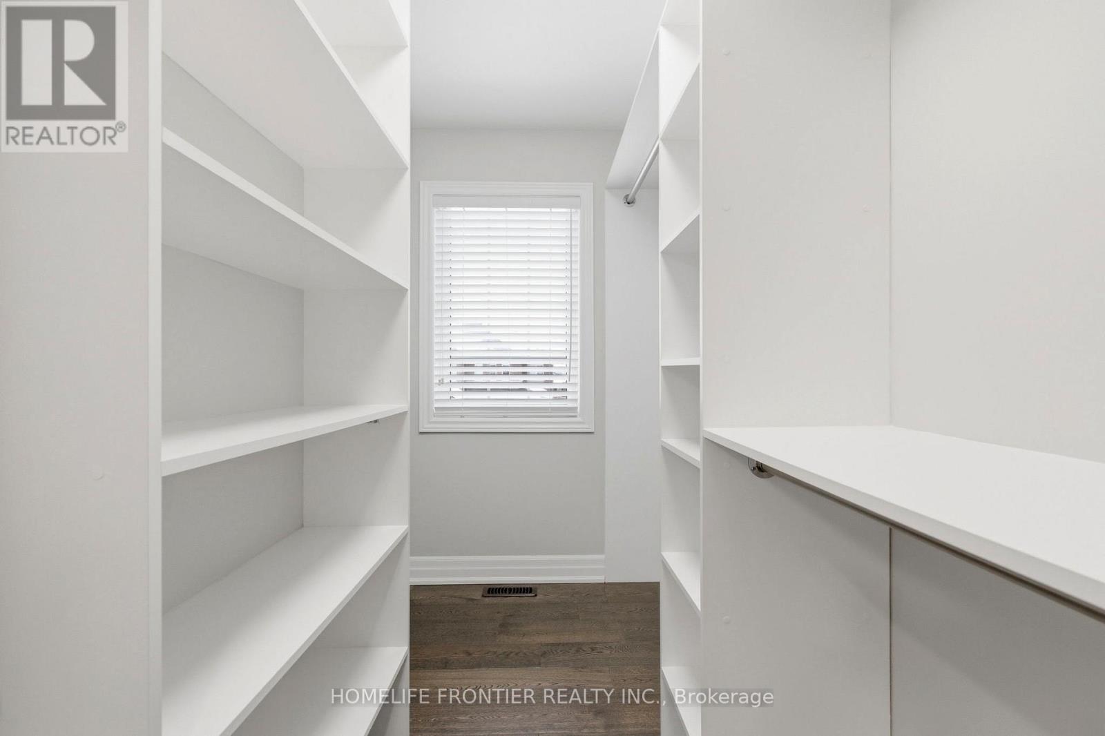 107 Mynden Way, Newmarket, Ontario  L3X 3B7 - Photo 24 - N12971372