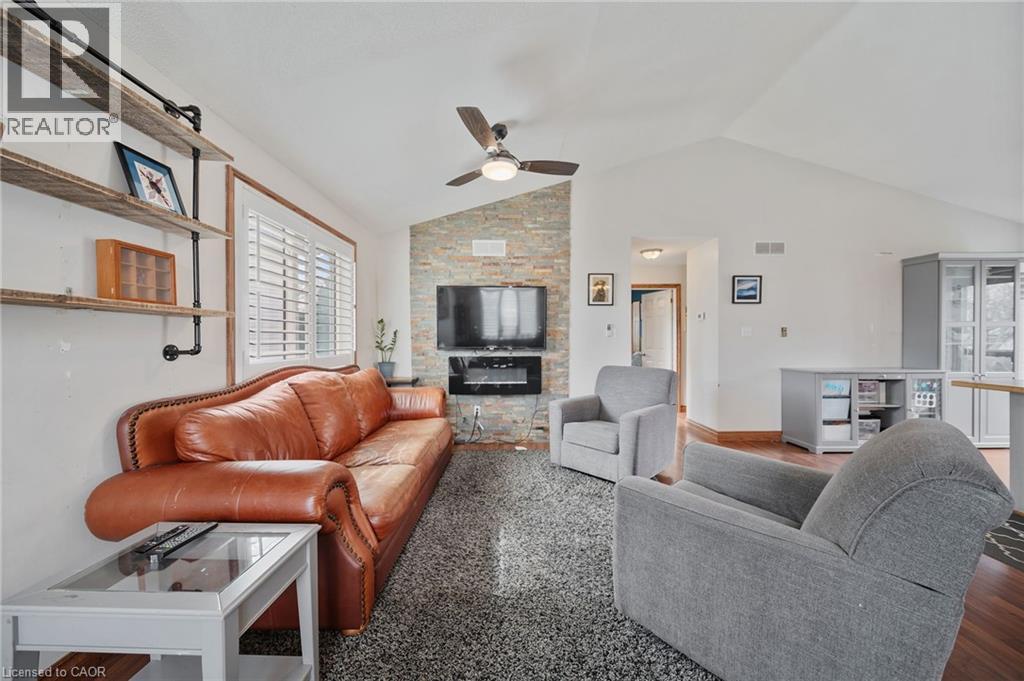 27 Morgan Drive, Caledonia, Ontario  N3W 1H6 - Photo 8 - 40811266